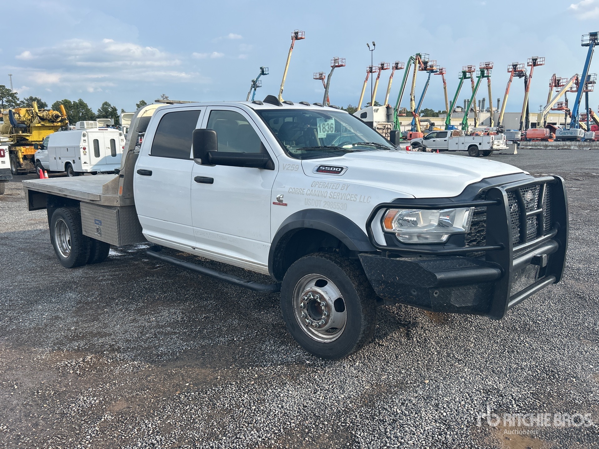 General Appearance with Picture, Right Front Corner