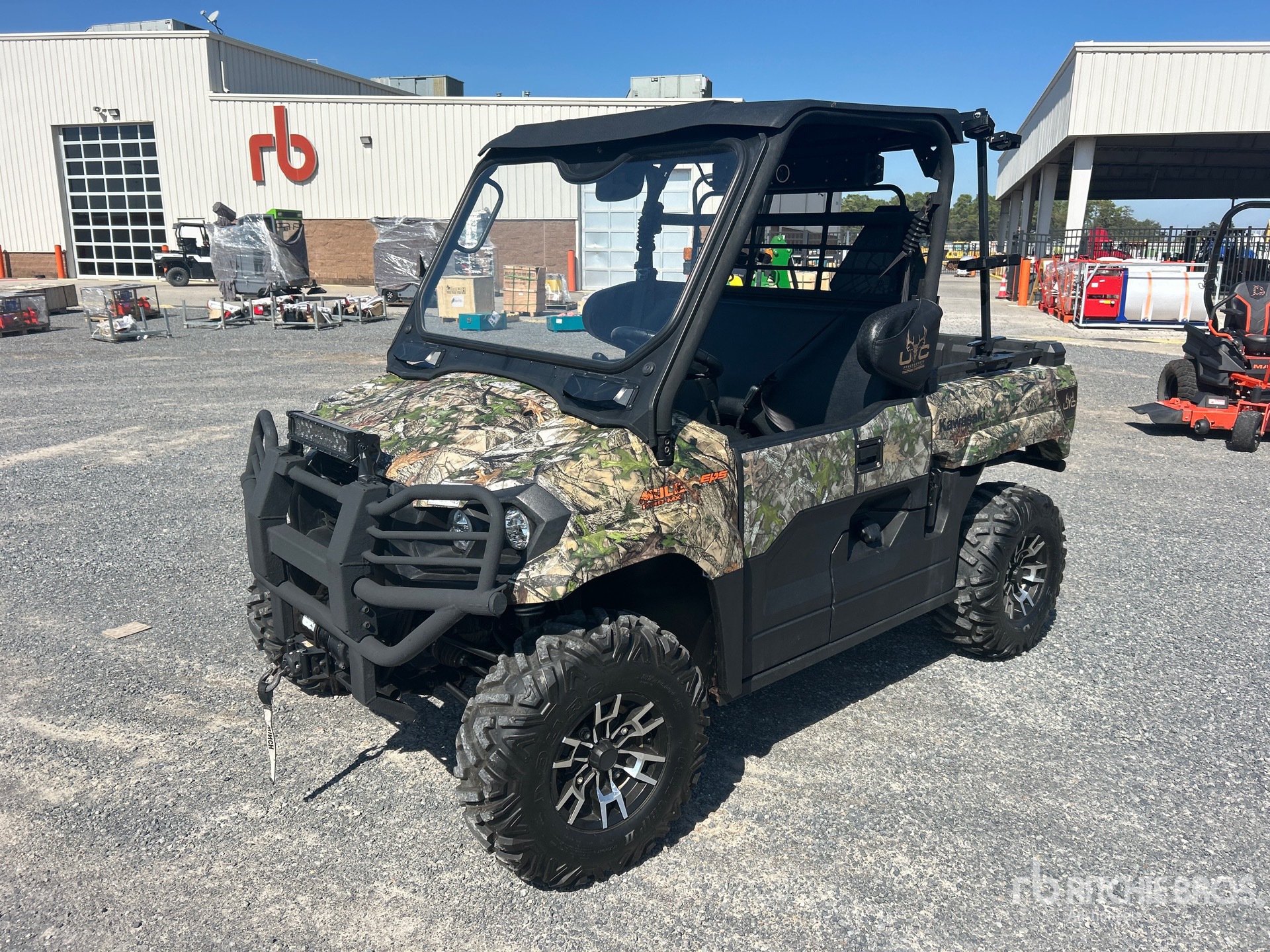 General Appearance with Picture, Left Front Corner