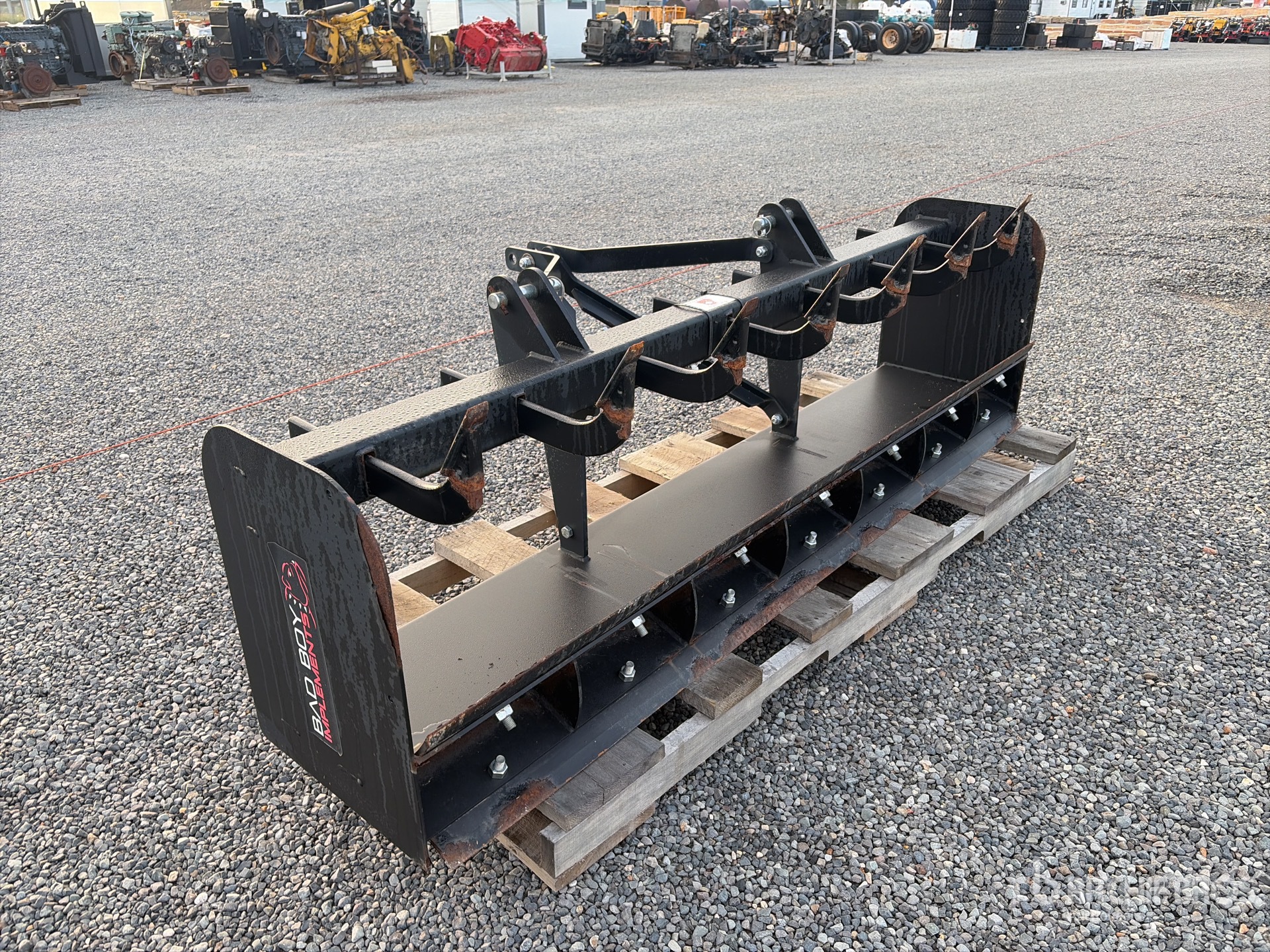 Aspect général with Image, coin arrière gauche