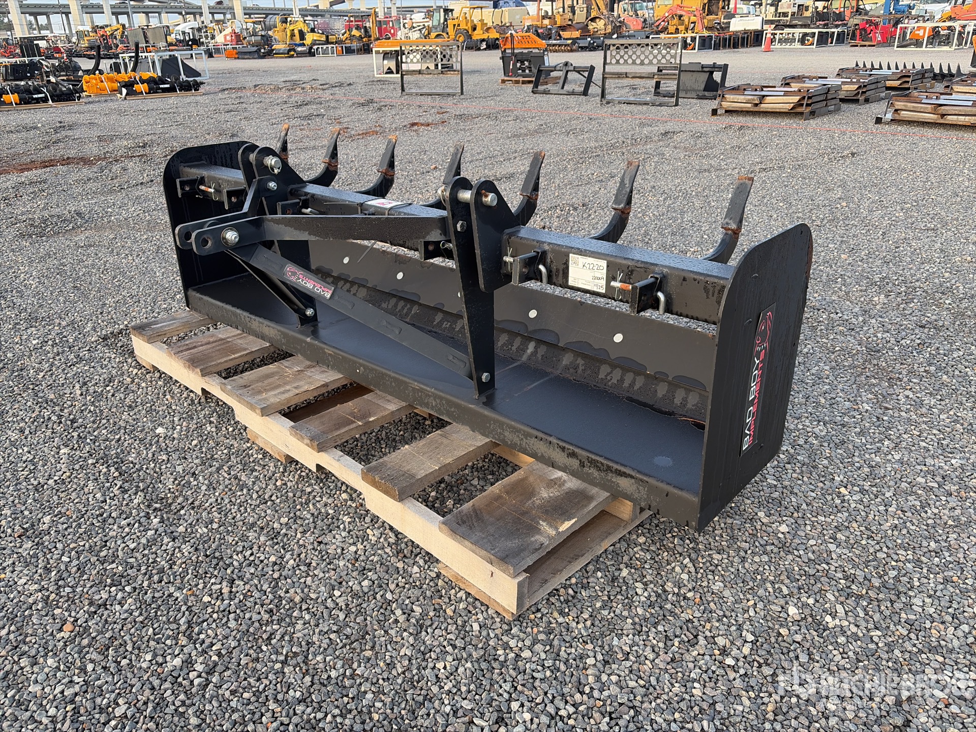 Aspect général with Image, coin avant gauche