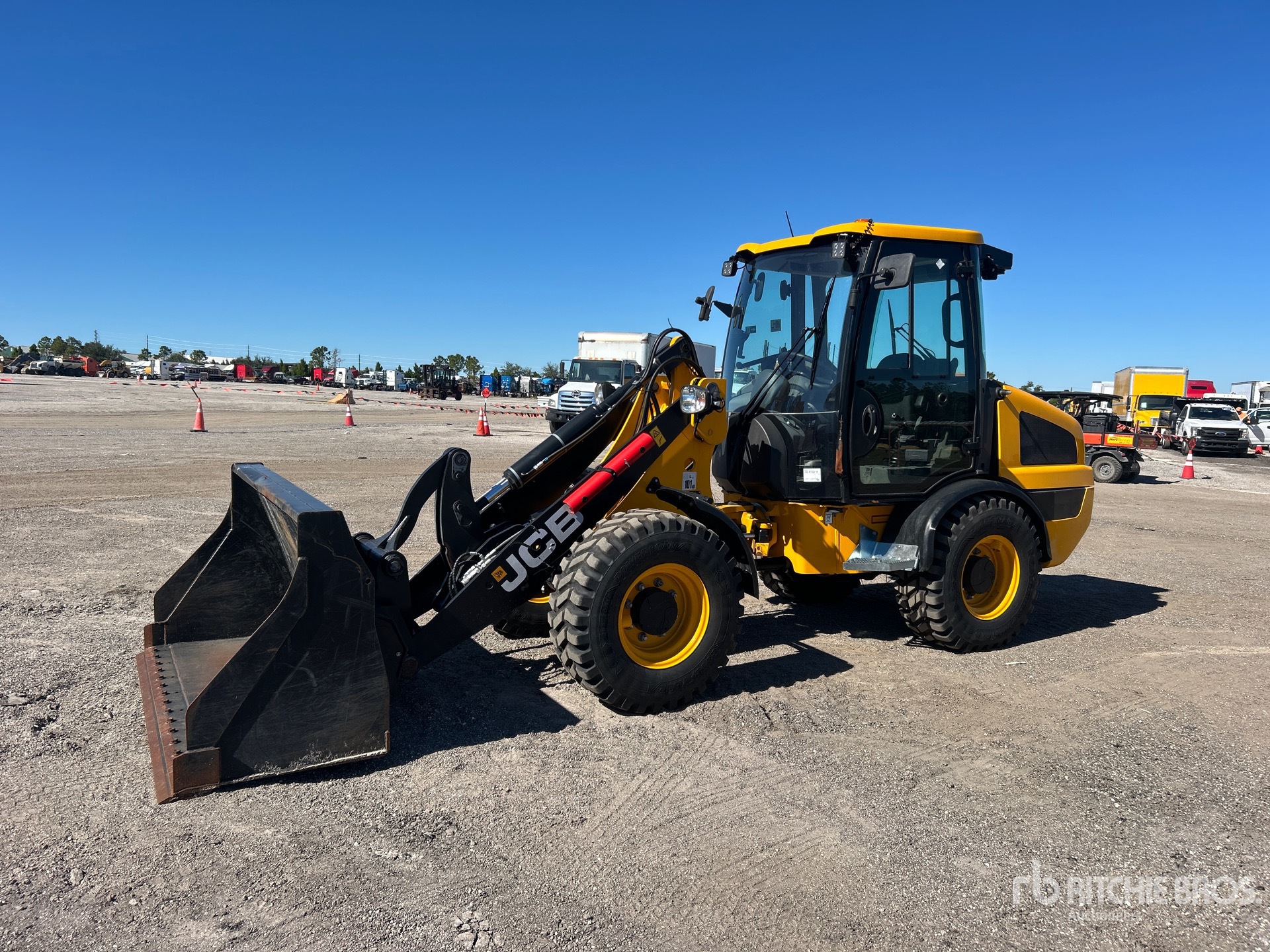 General Appearance with Zdjęcie, lewy górny róg