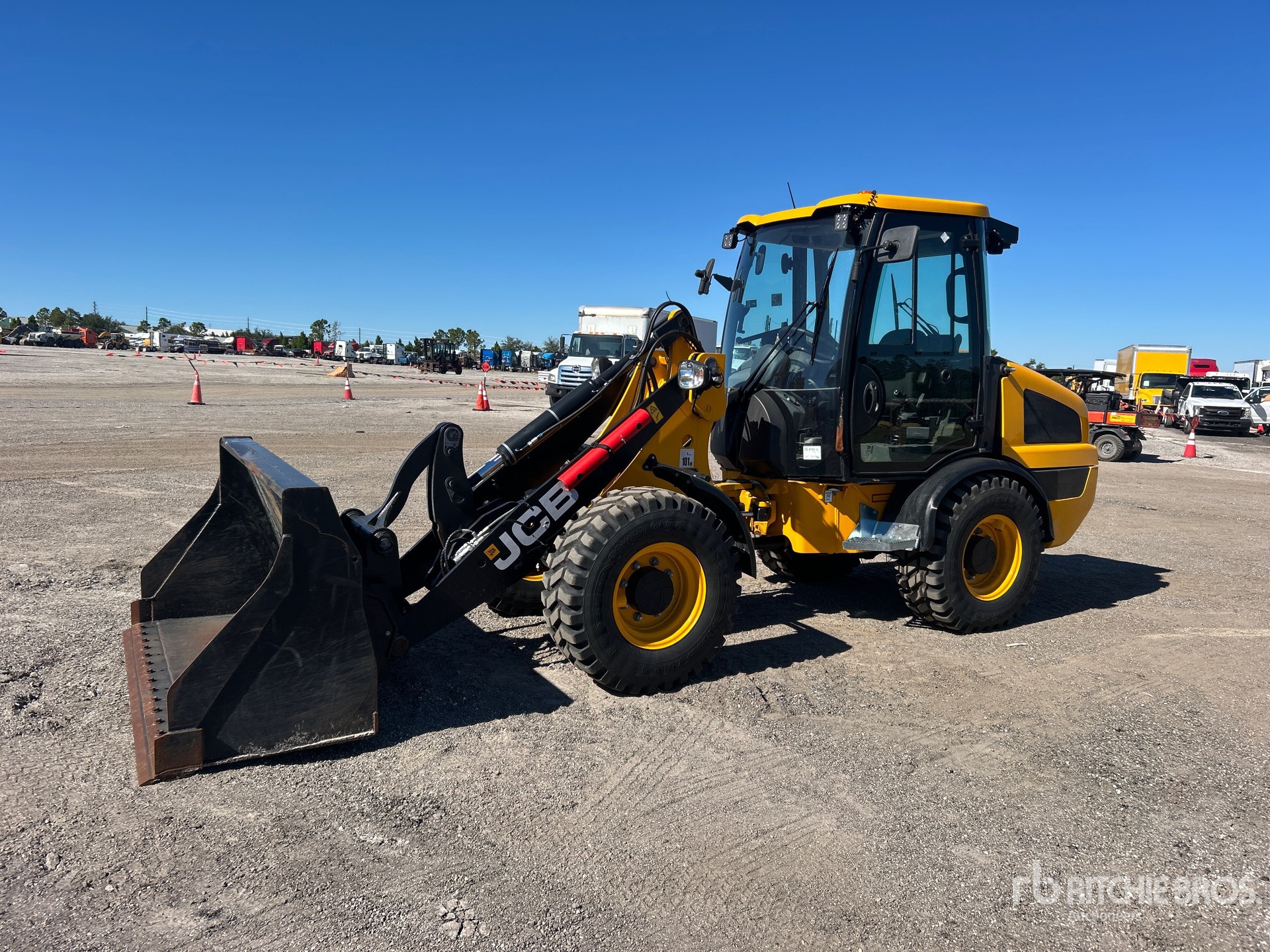 General Appearance with Featured Photo