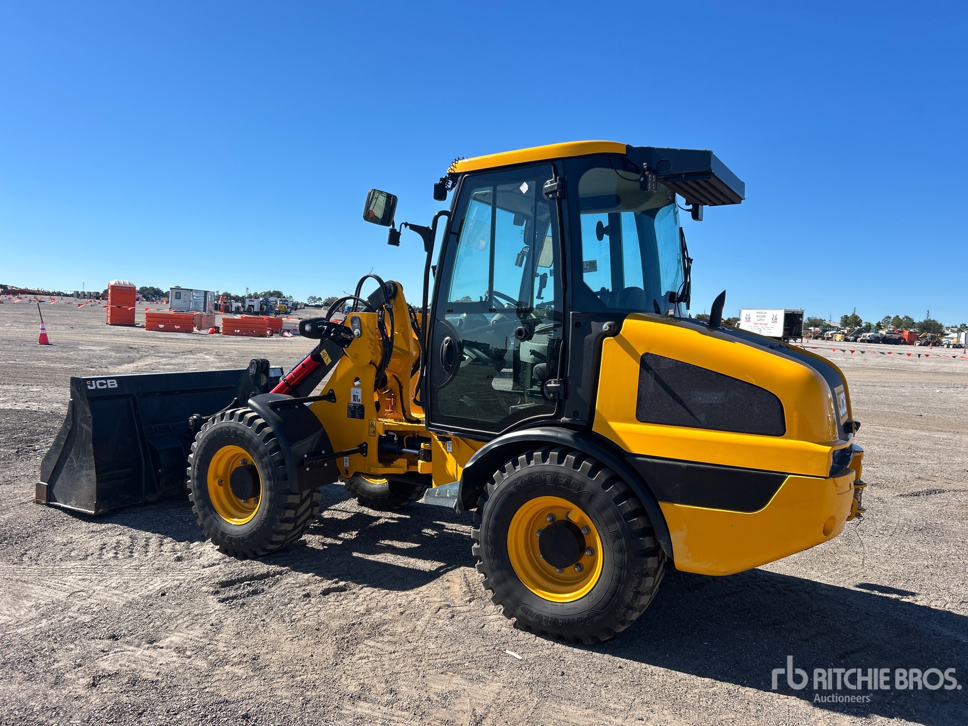 General Appearance with Zdjęcie, lewy dolny róg