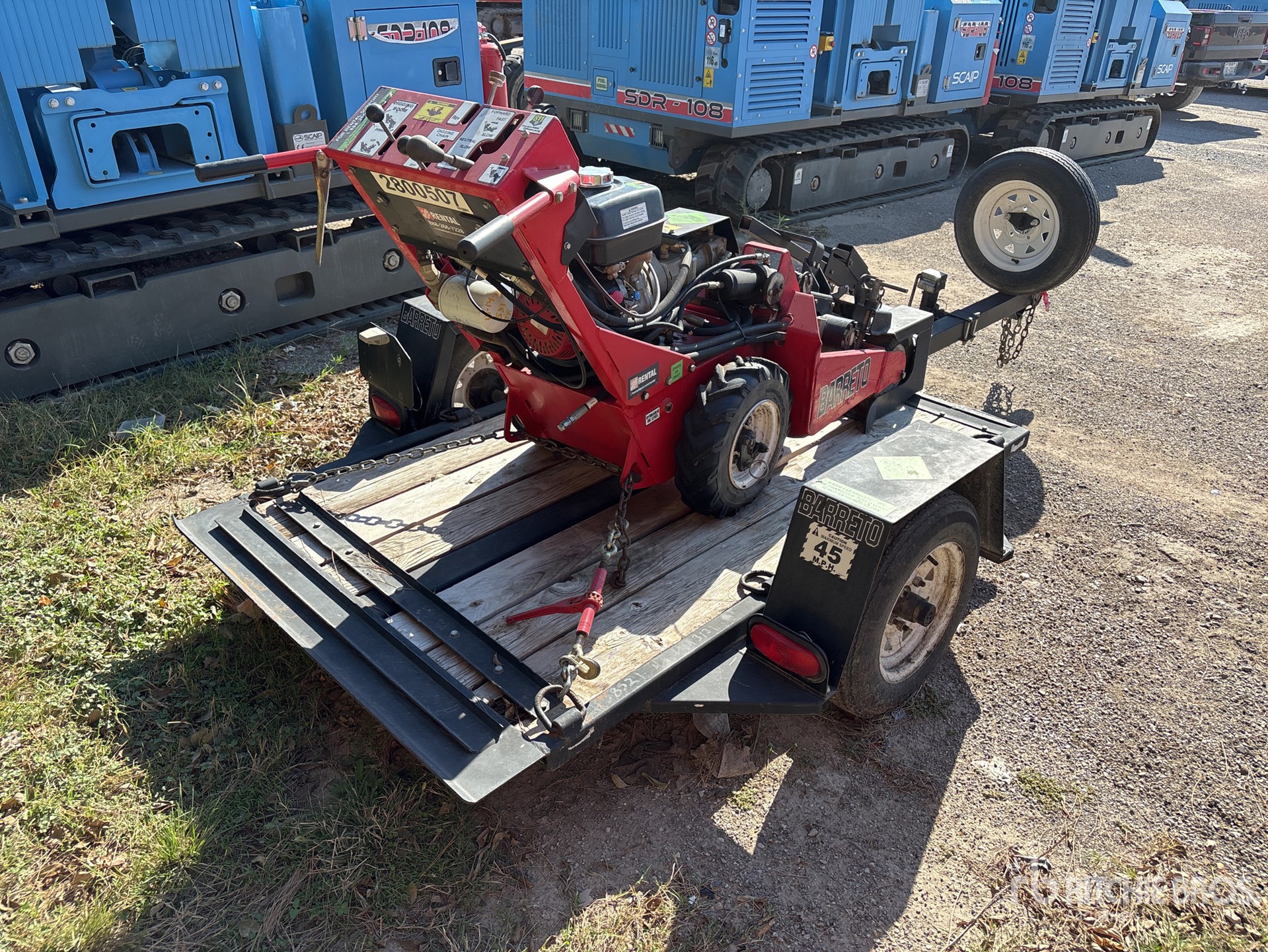 General Appearance with Foto, angolo anteriore sinistro