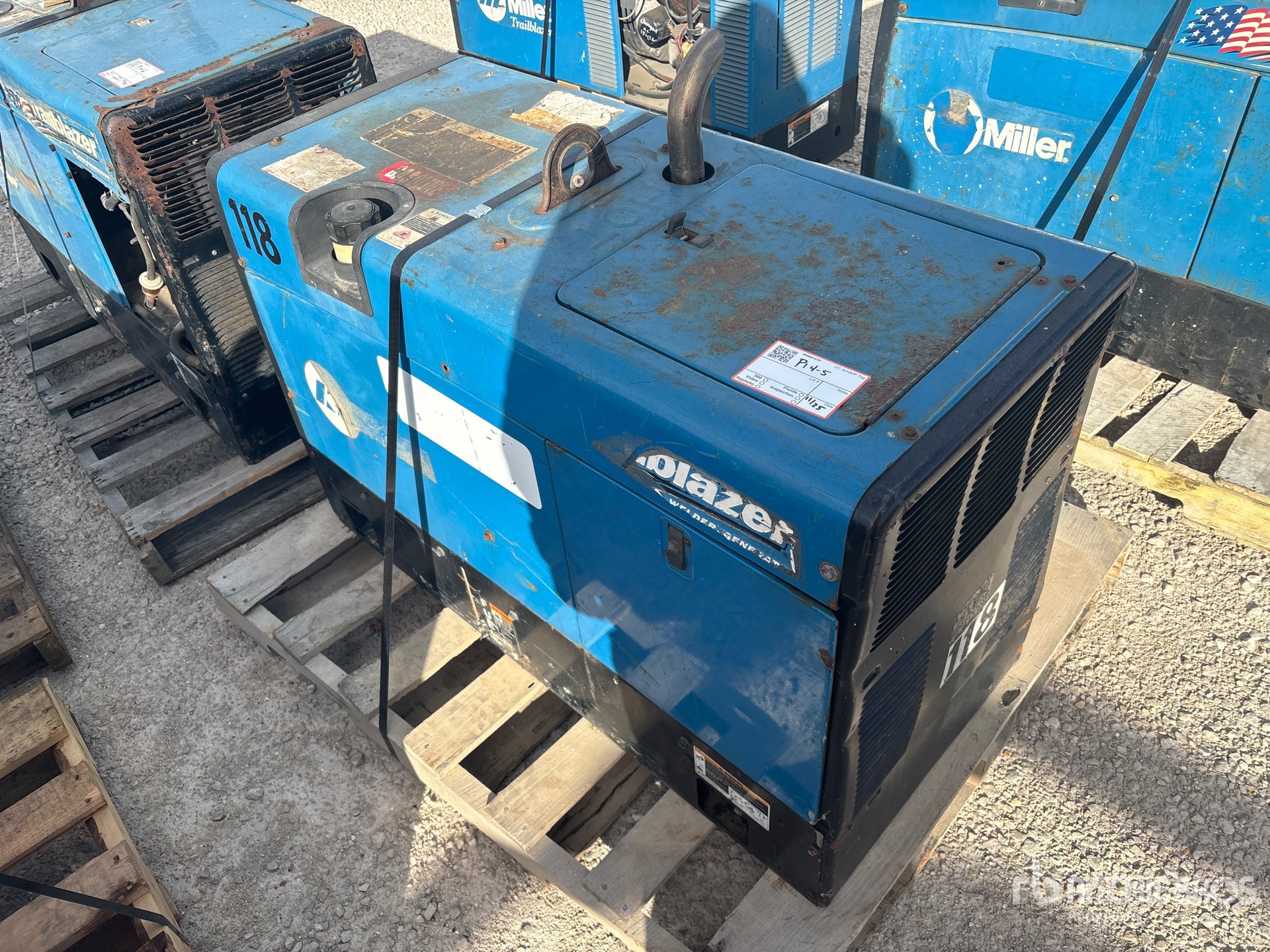 General Appearance with Picture, Left Rear Corner