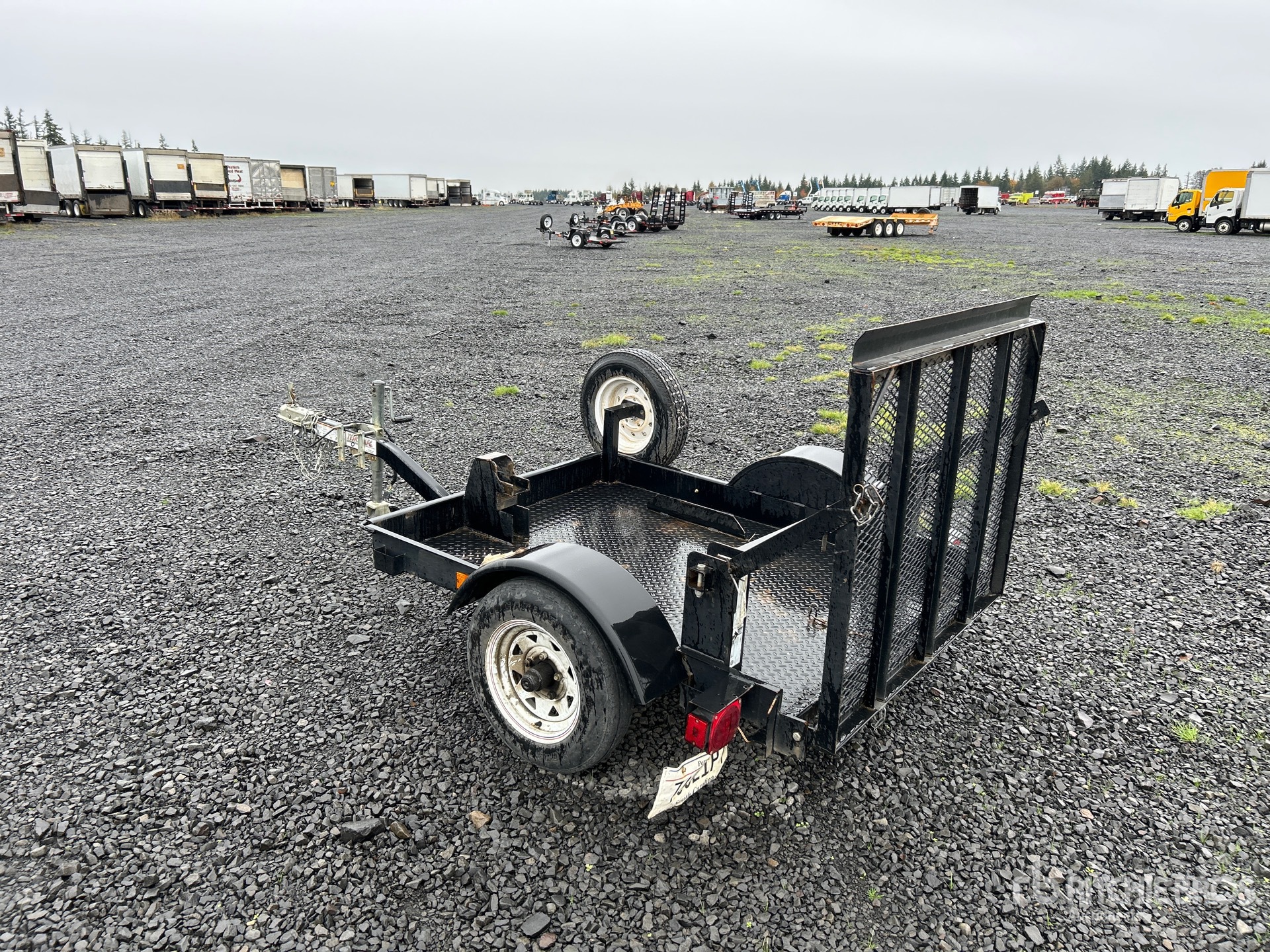 General Appearance with Picture, Left Rear Corner