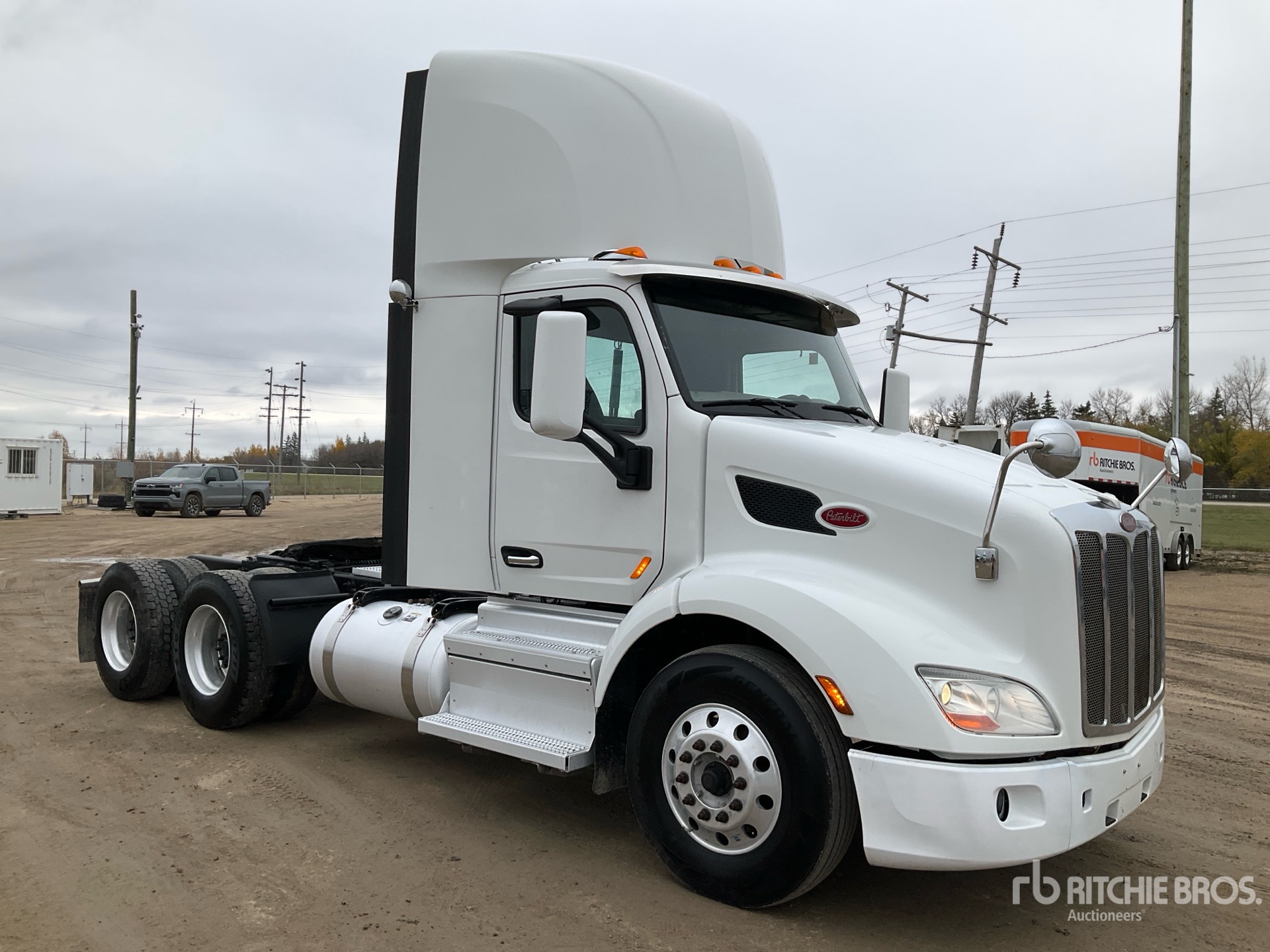 General Appearance with Image, coin avant droit