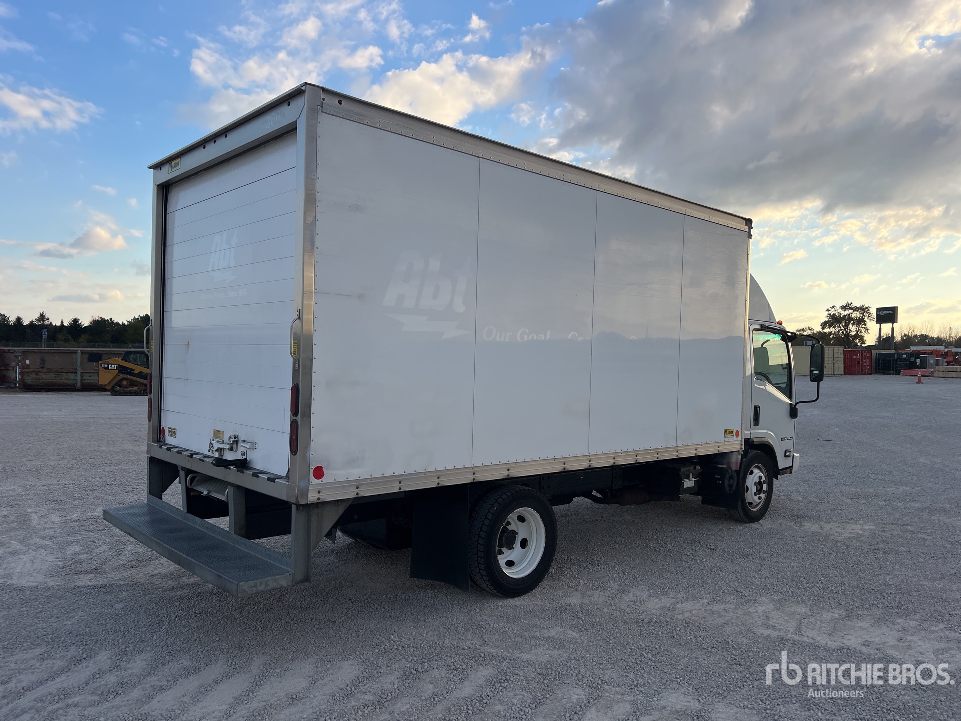 General Appearance with Bild, Ecke hinten rechts