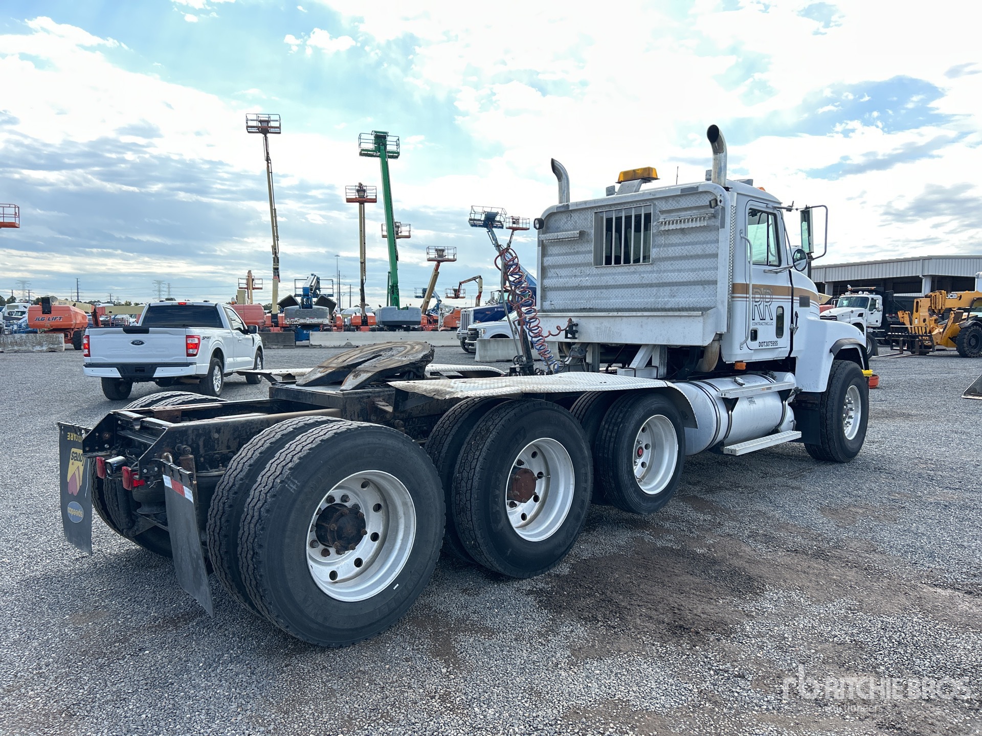 General Appearance with Imagen: esquina trasera derecha