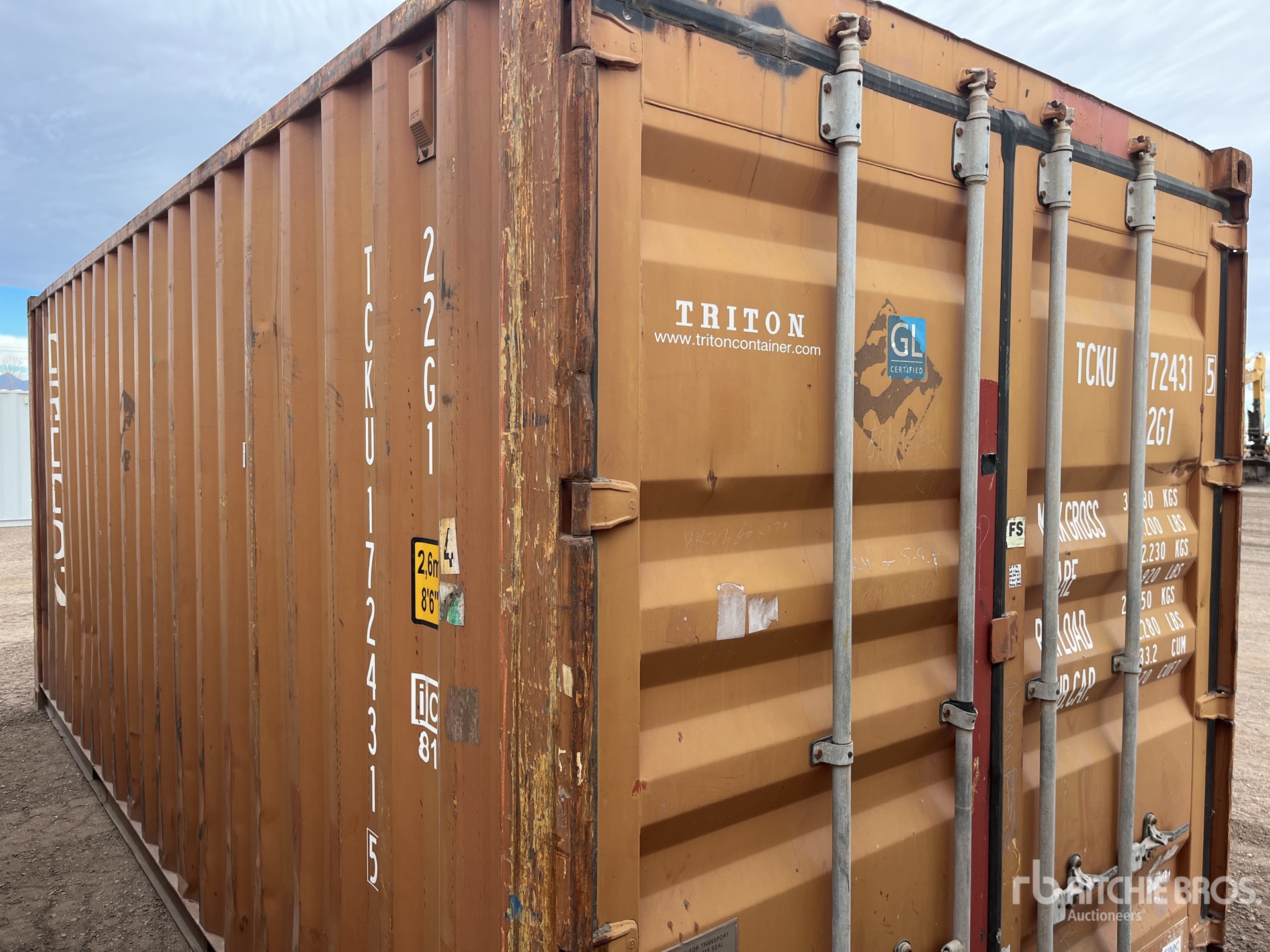 General Appearance with Picture, Right Front Corner