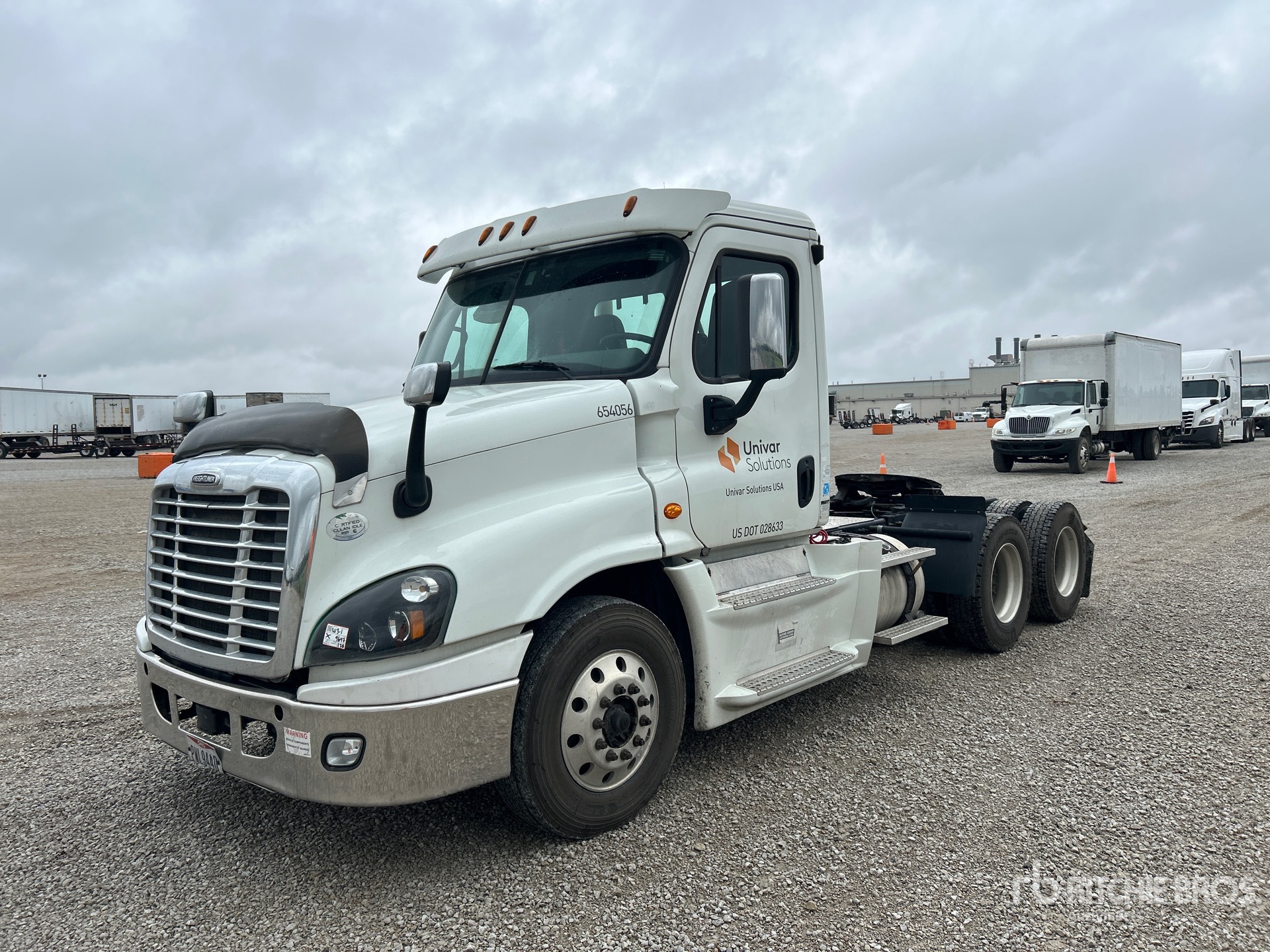 General Appearance with Featured Photo