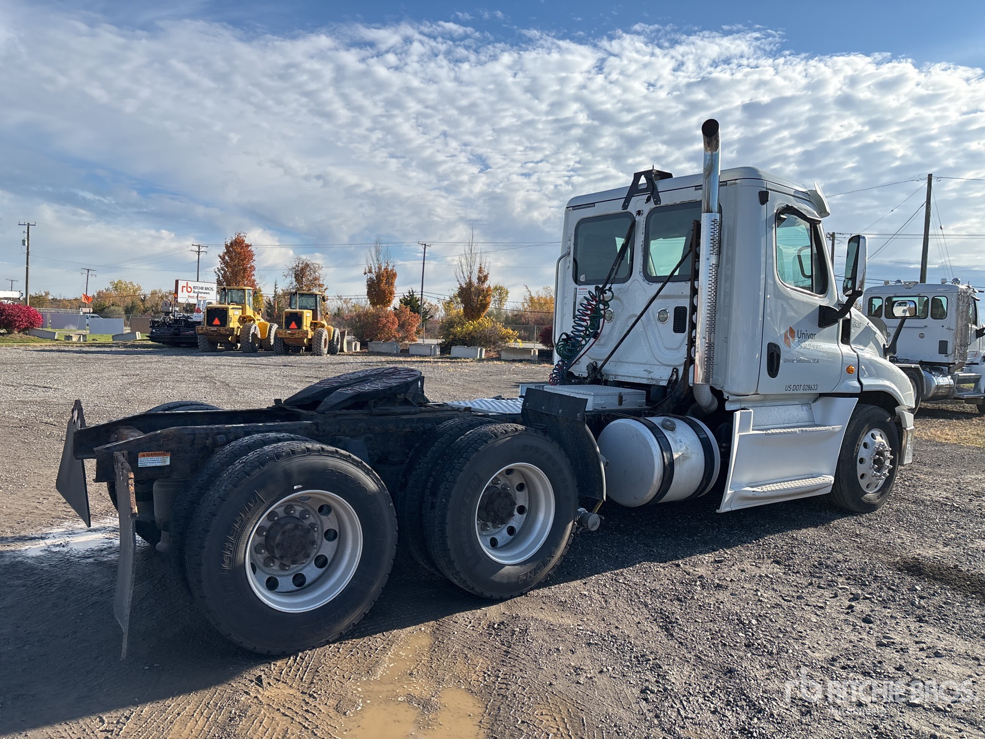 General Appearance with Imagen: esquina trasera derecha