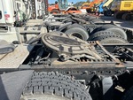 4 Underbody - Truck with 