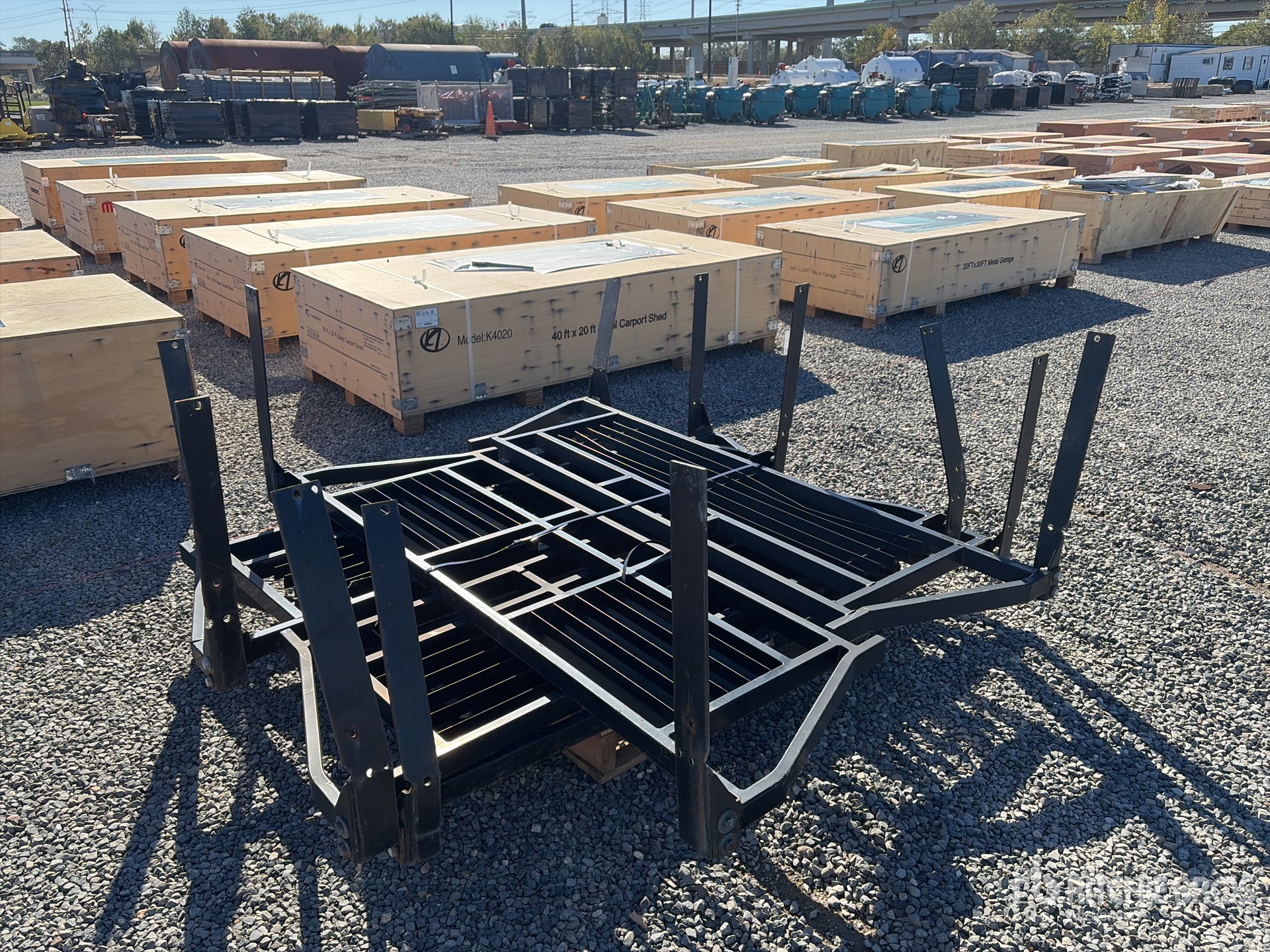 General Appearance with Bild, Ecke vorne rechts