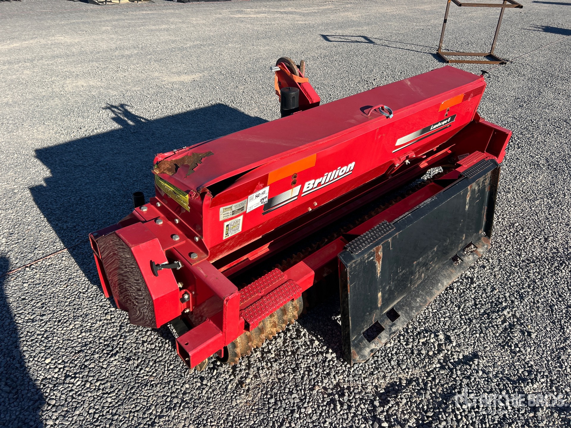 General Appearance with Picture, Left Rear Corner