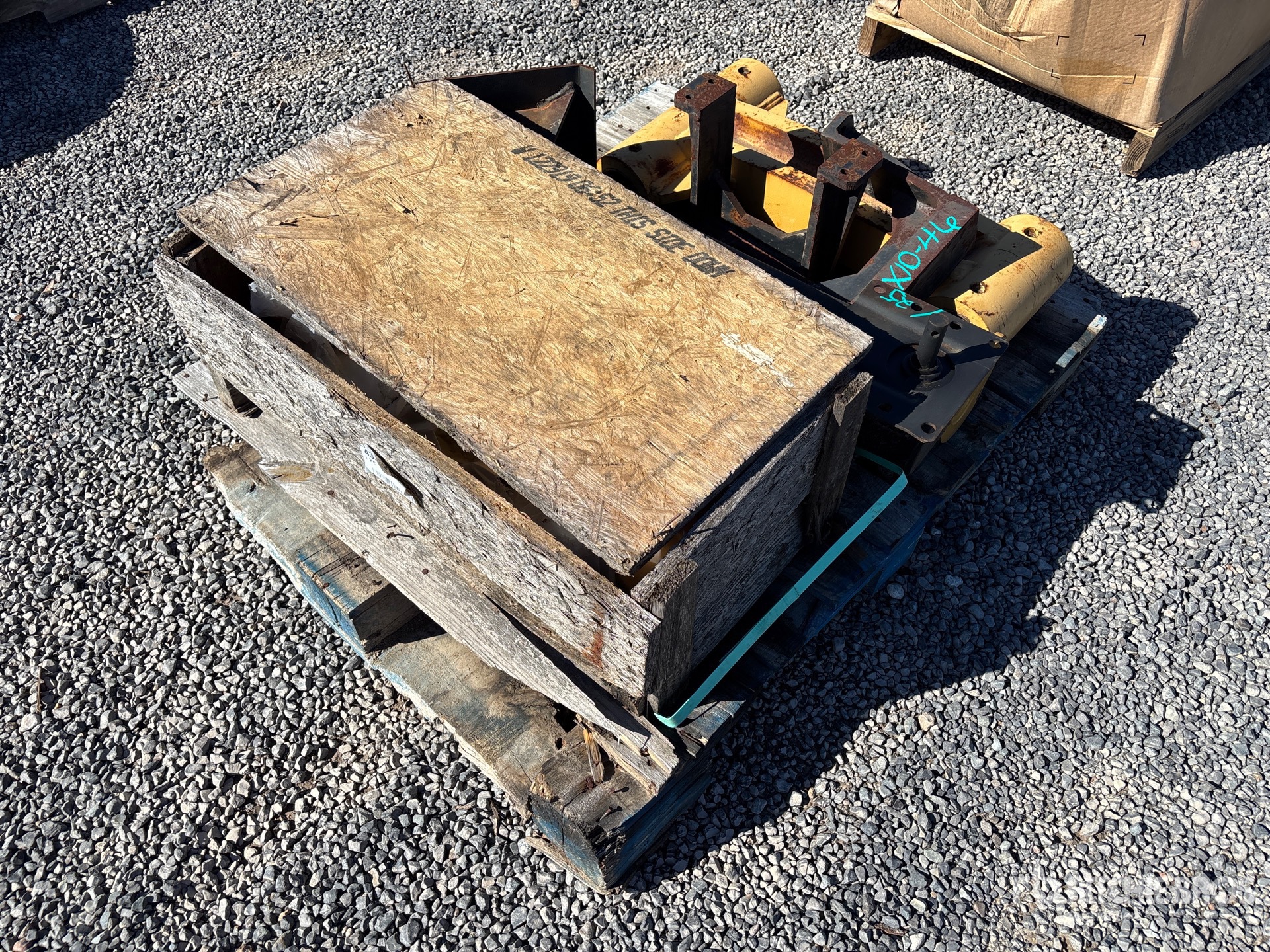 General Appearance with Image, coin avant gauche