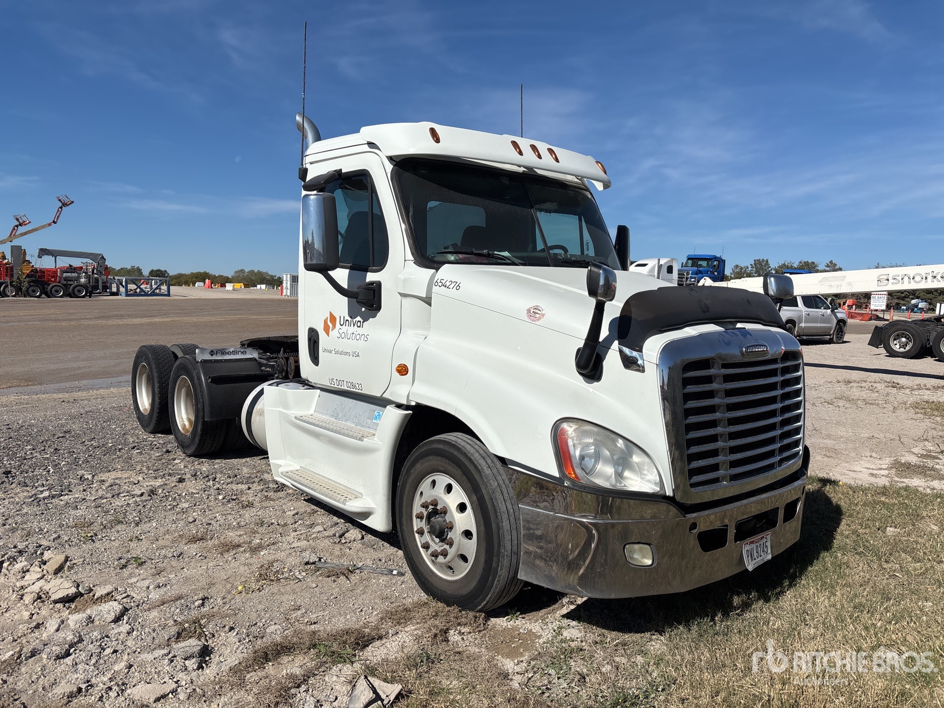 General Appearance with Bild, Ecke vorne rechts