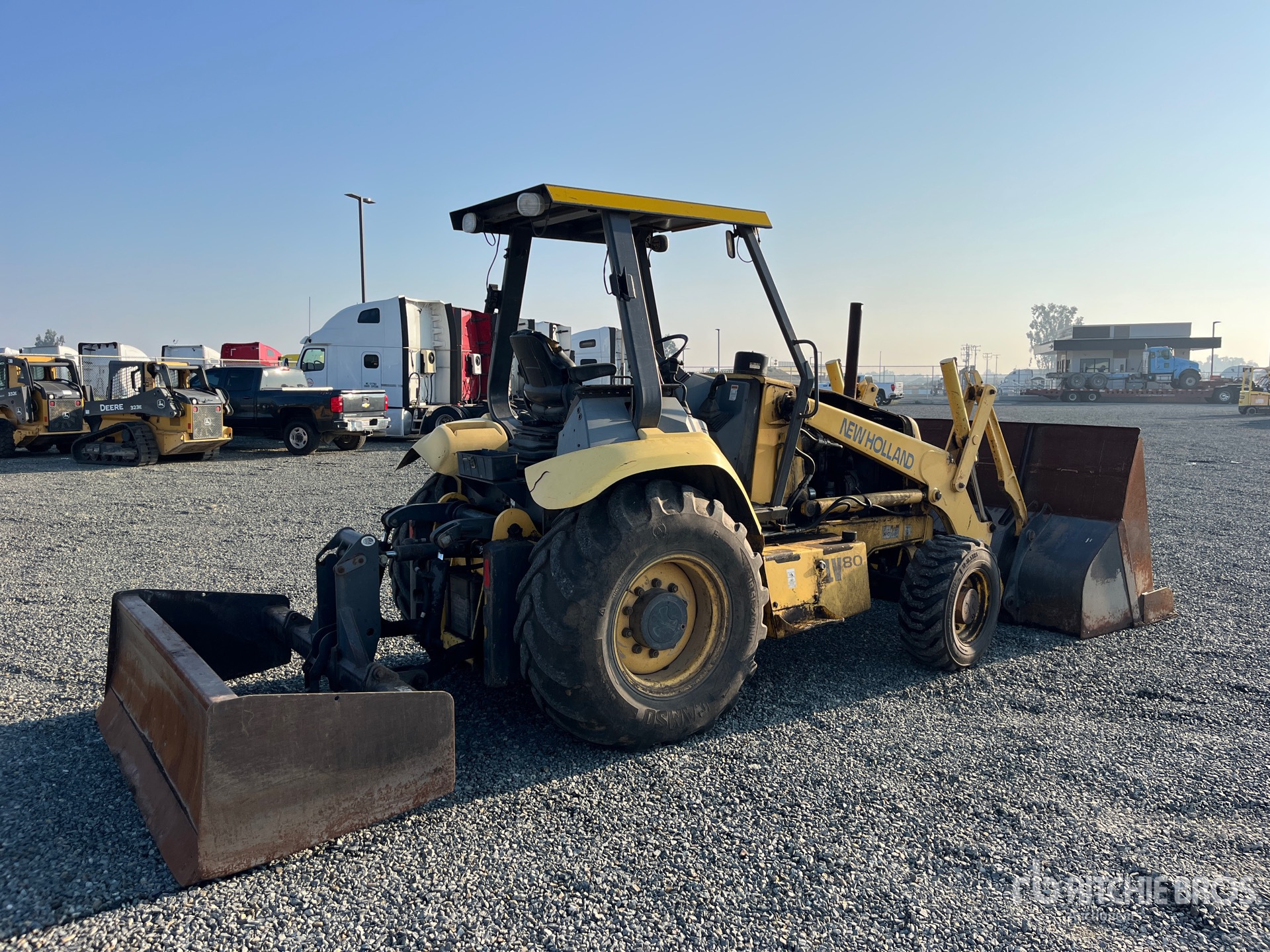 General Appearance with Picture, Right Rear Corner