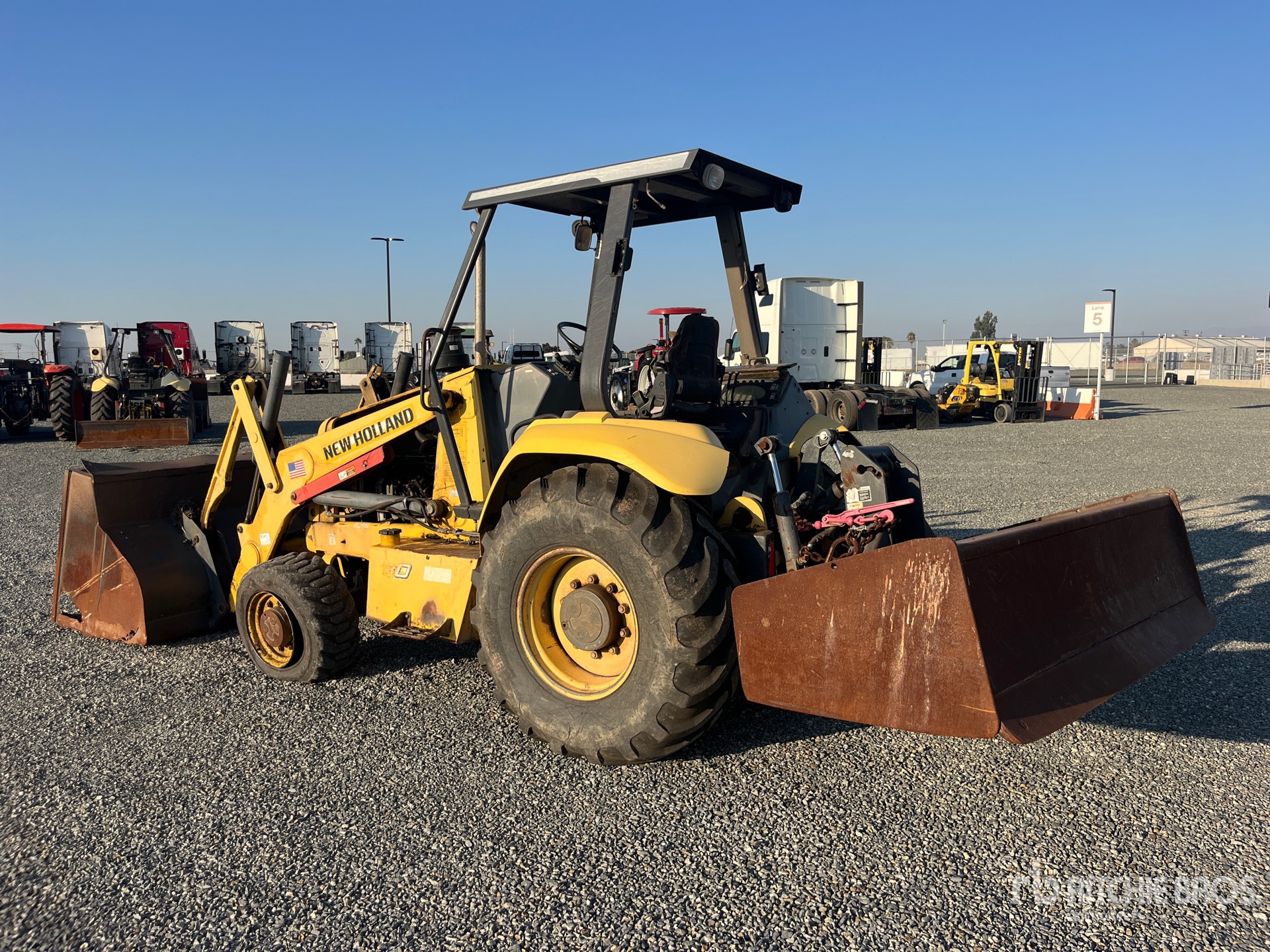 General Appearance with Picture, Left Rear Corner