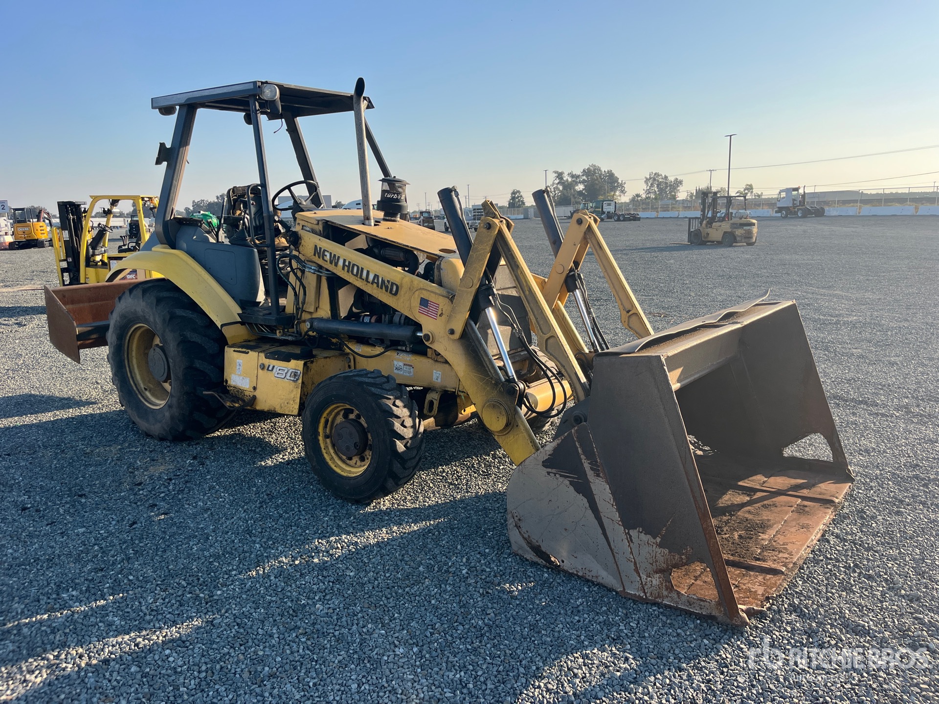 General Appearance with Picture, Right Front Corner