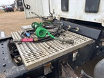 4 Underbody - Truck with