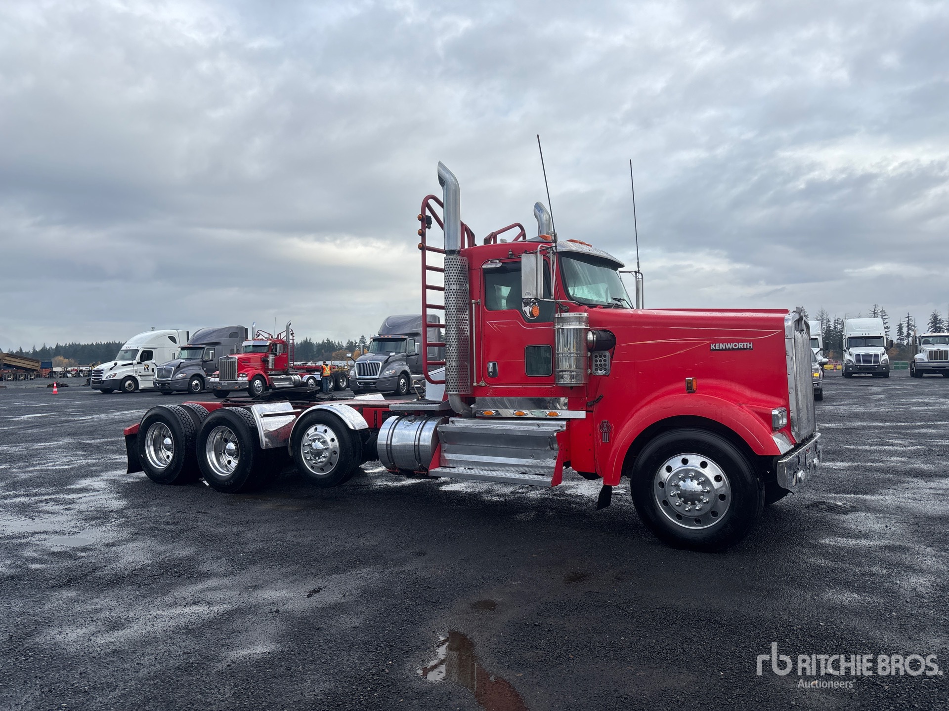 General Appearance with Picture, Right Front Corner