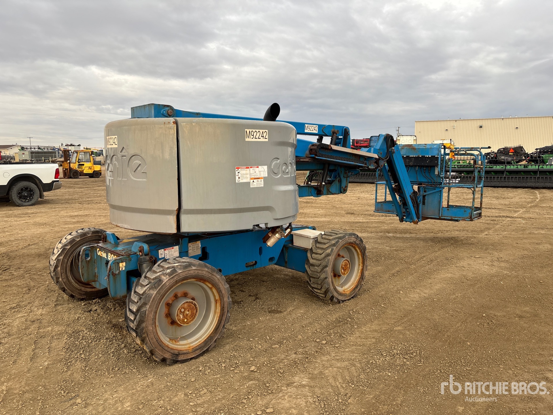 General Appearance with Foto, angolo anteriore sinistro