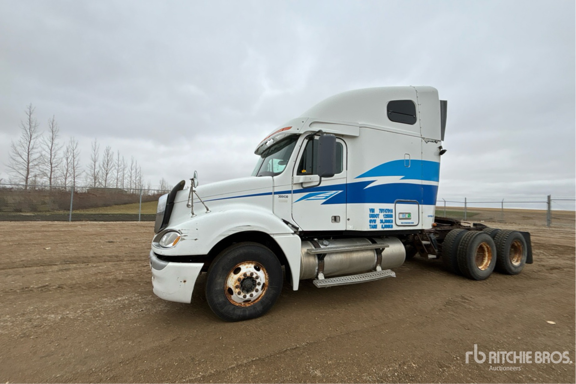 General Appearance with Imagen: esquina delantera izquierda