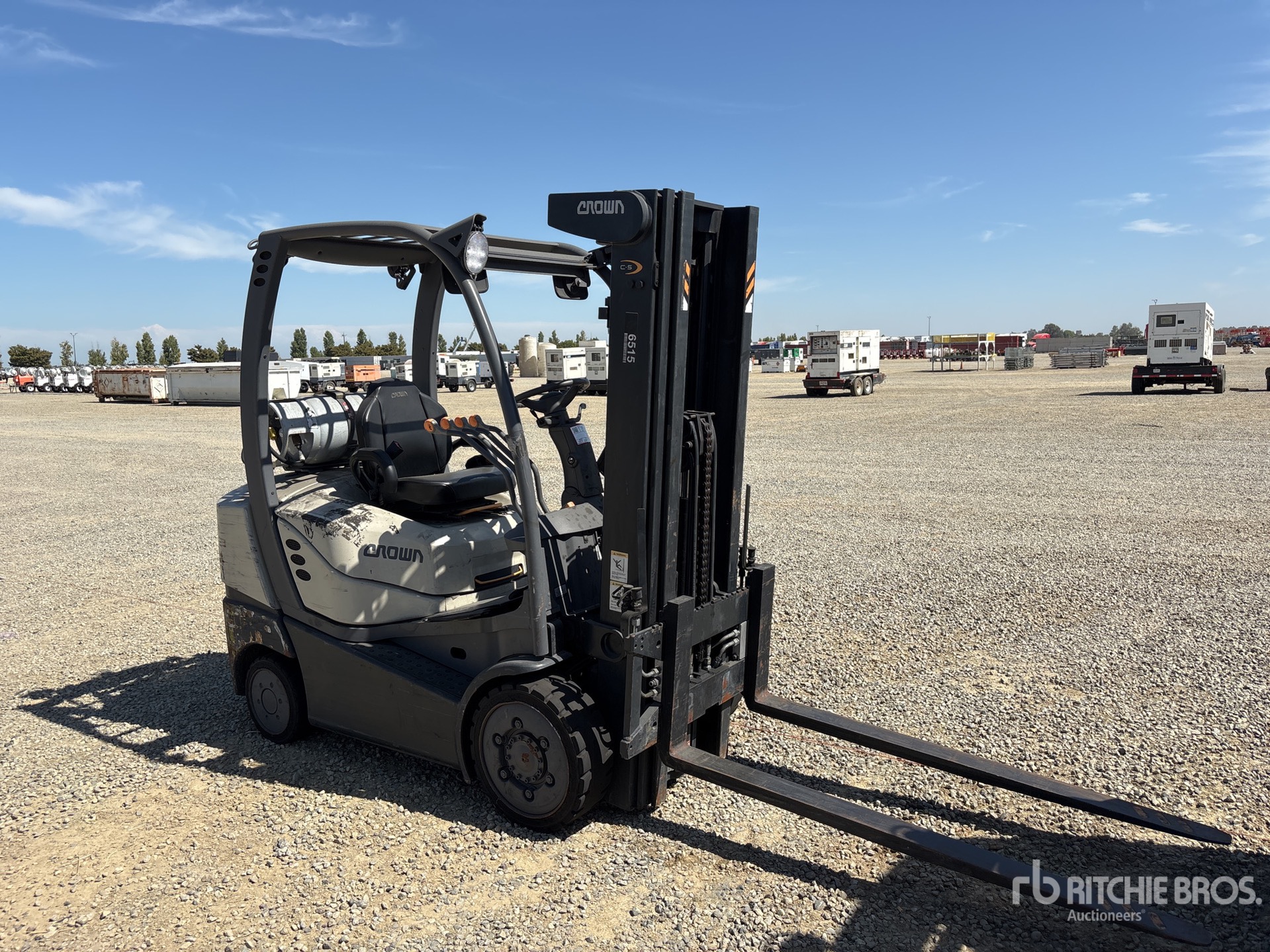 Aspect général with Image, coin avant droit