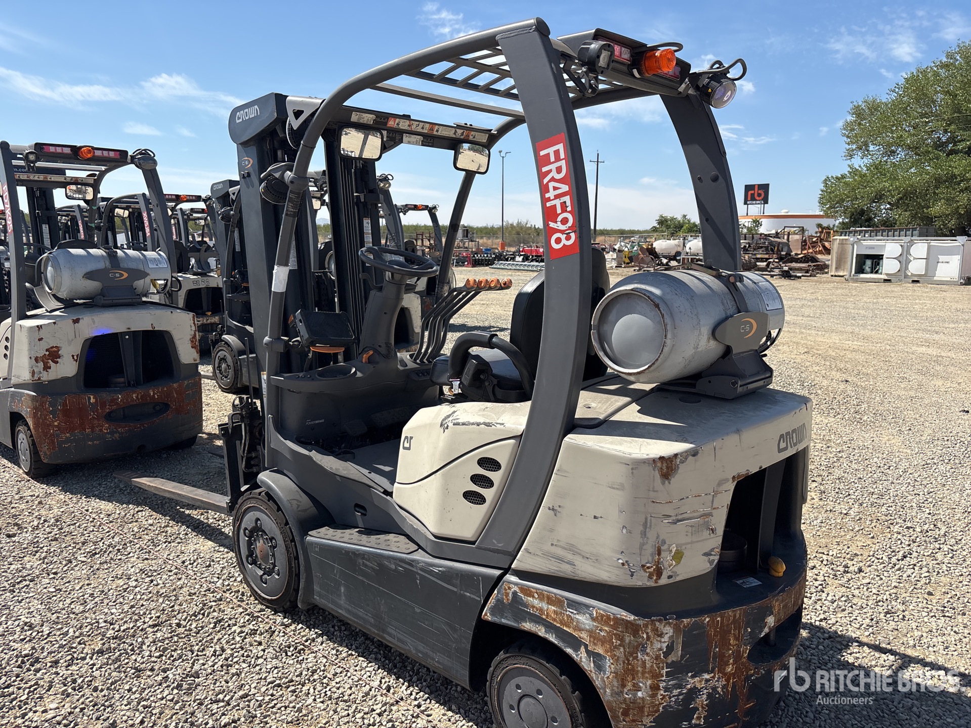 Aspect général with Image, coin arrière gauche