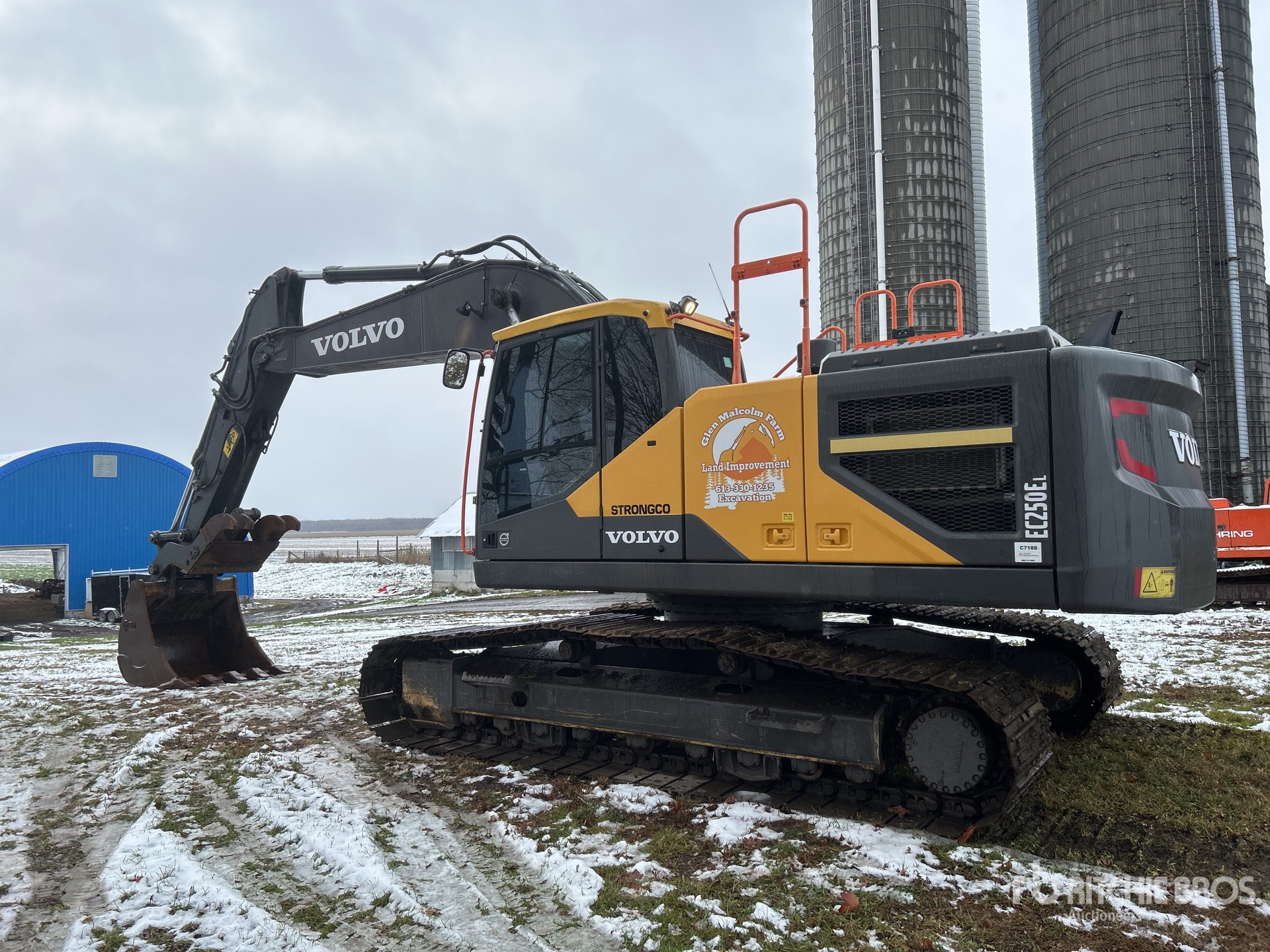 General Appearance with Imagen: esquina trasera izquierda