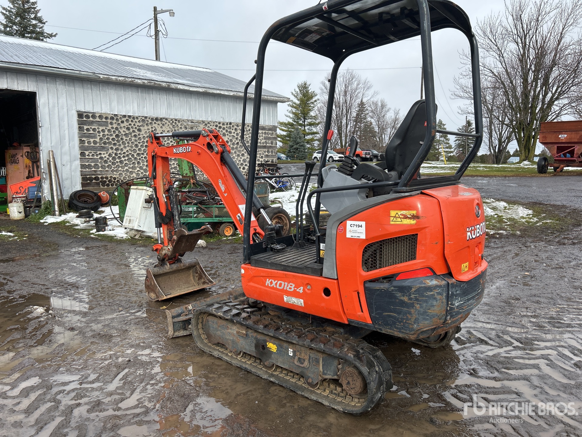 General Appearance with Picture, Left Rear Corner