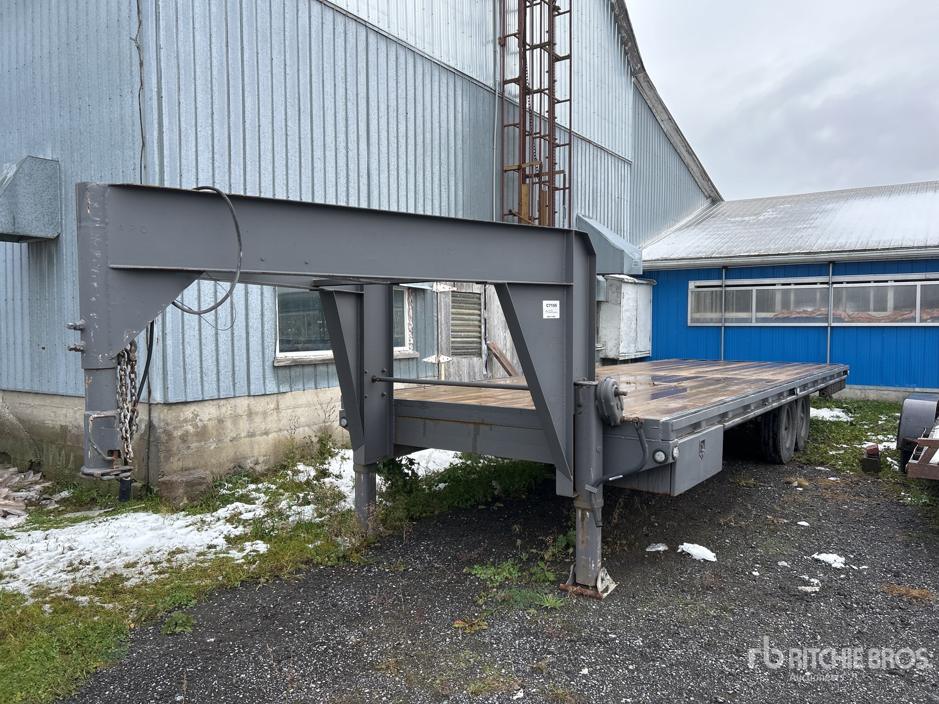 General Appearance with Featured Photo