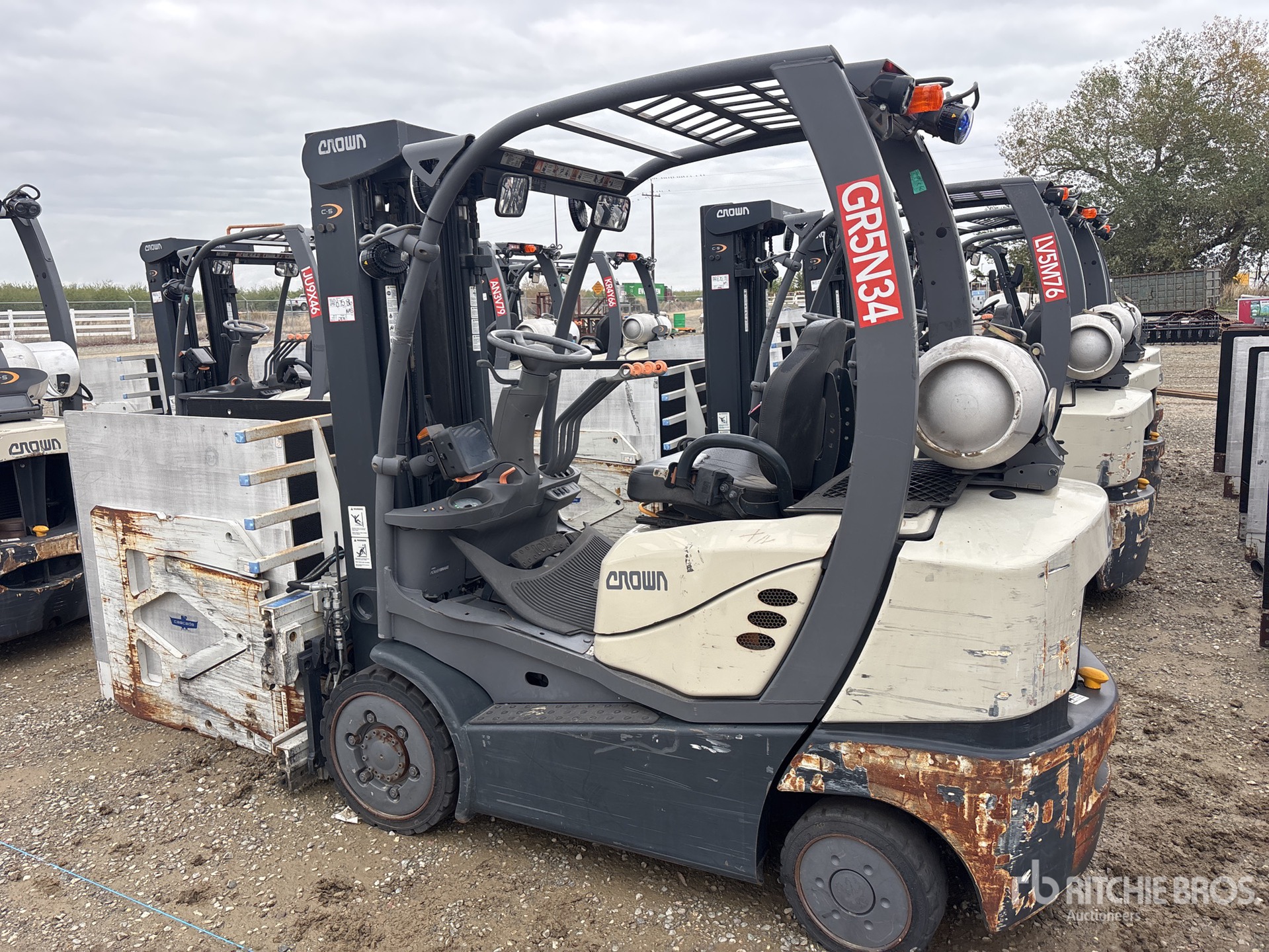 Aspect général with Image, coin arrière gauche