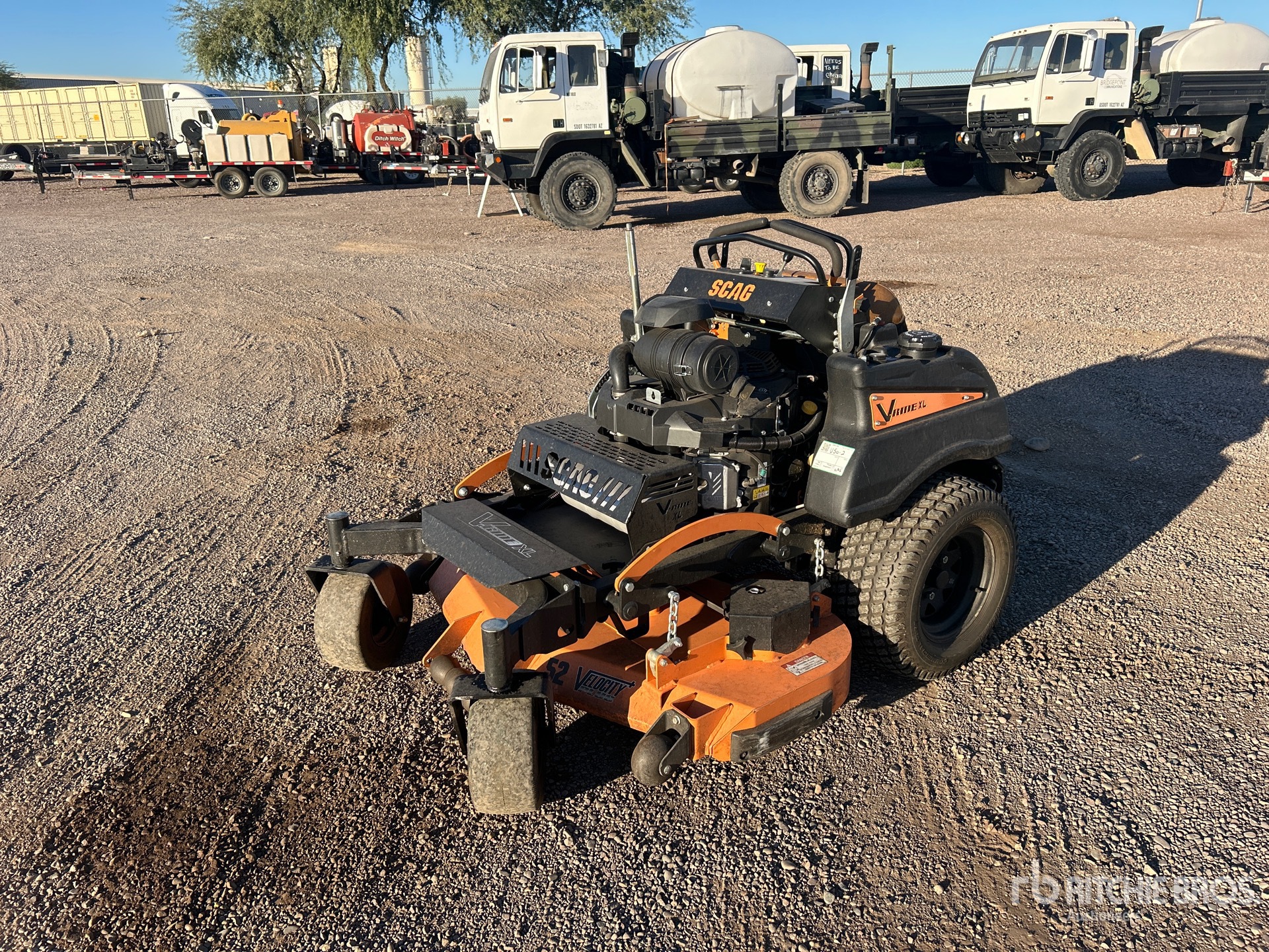 General Appearance with Picture, Left Front Corner