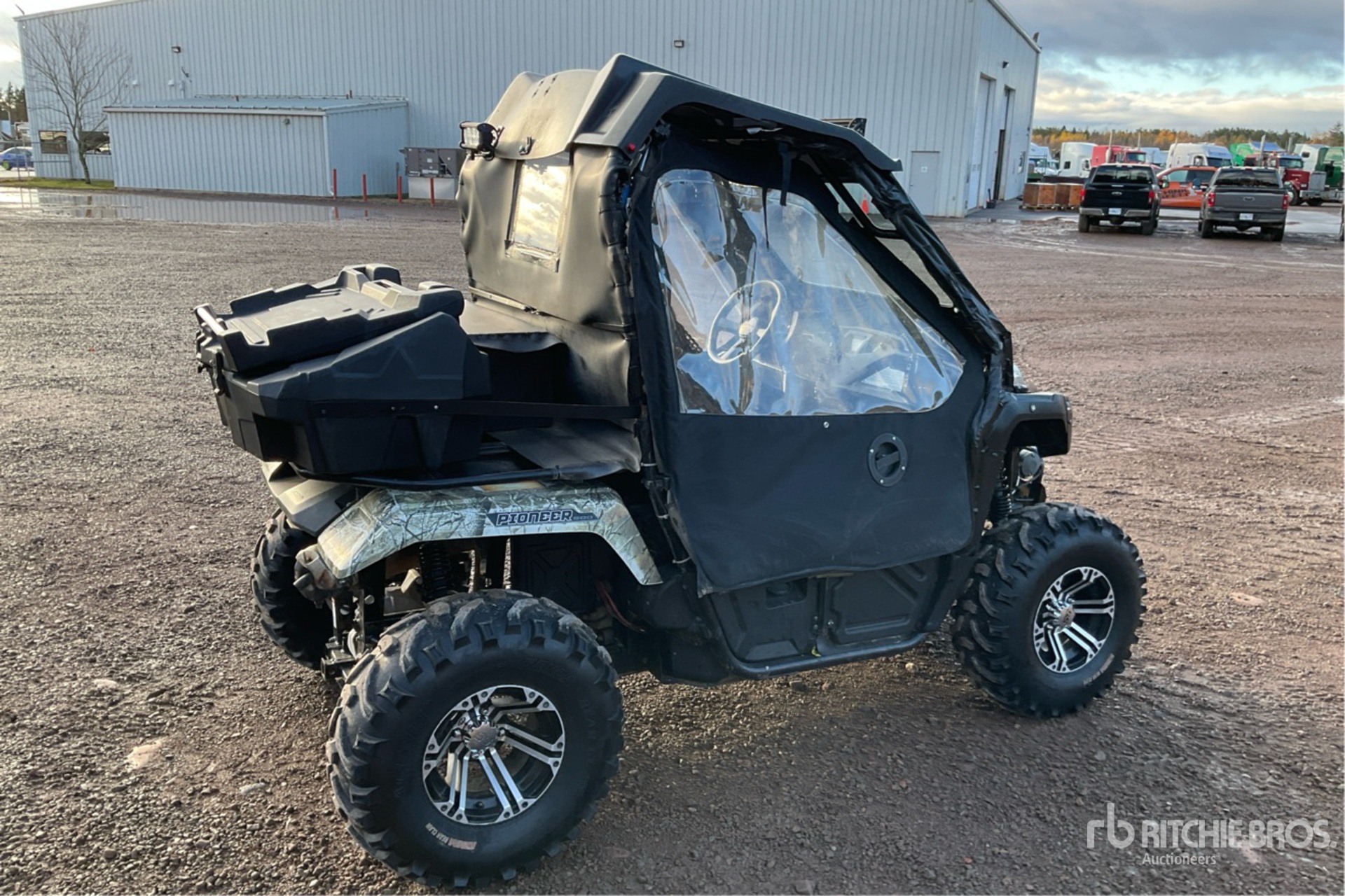 General Appearance with Picture, Right Rear Corner