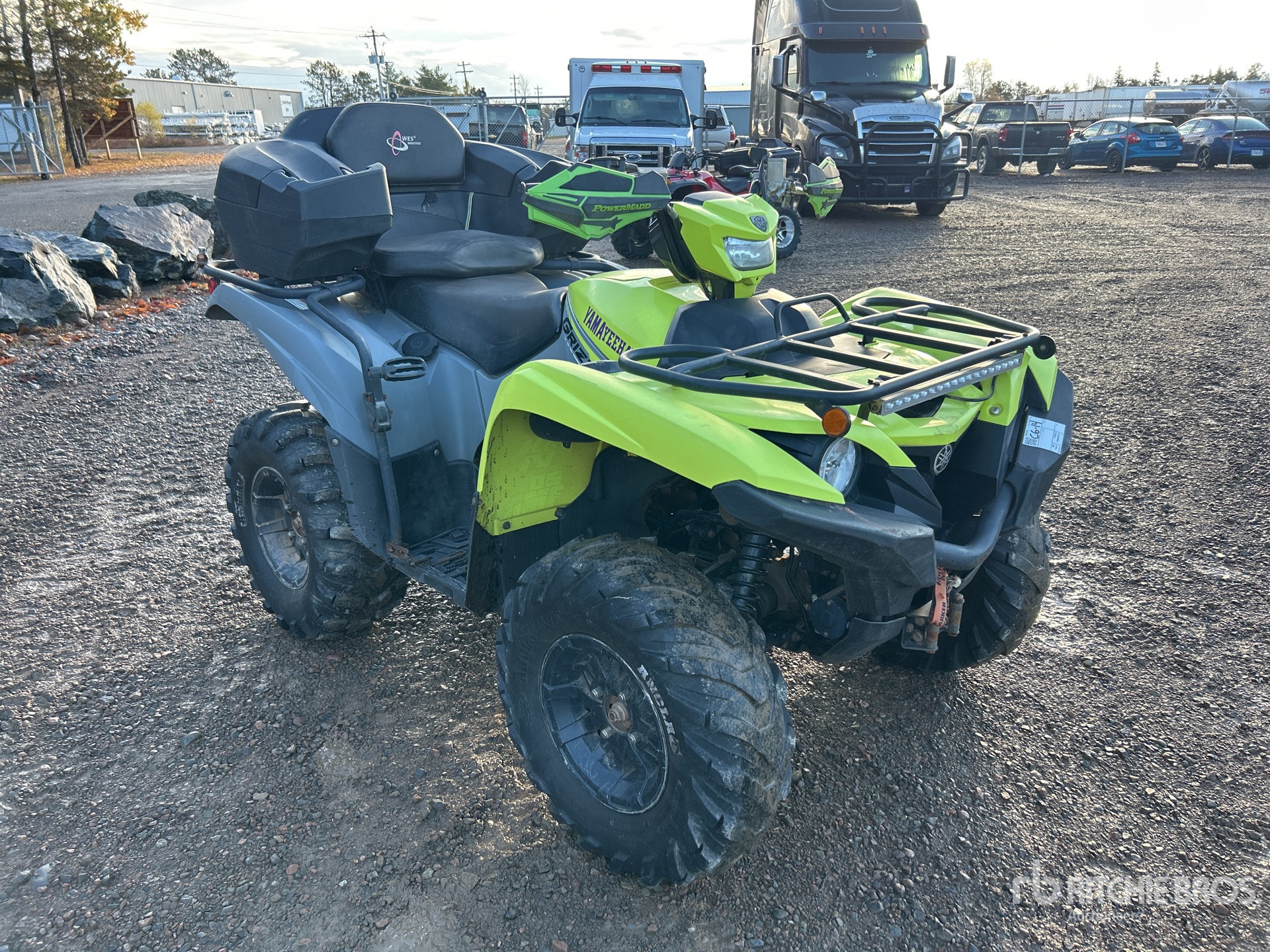 General Appearance with Picture, Right Front Corner