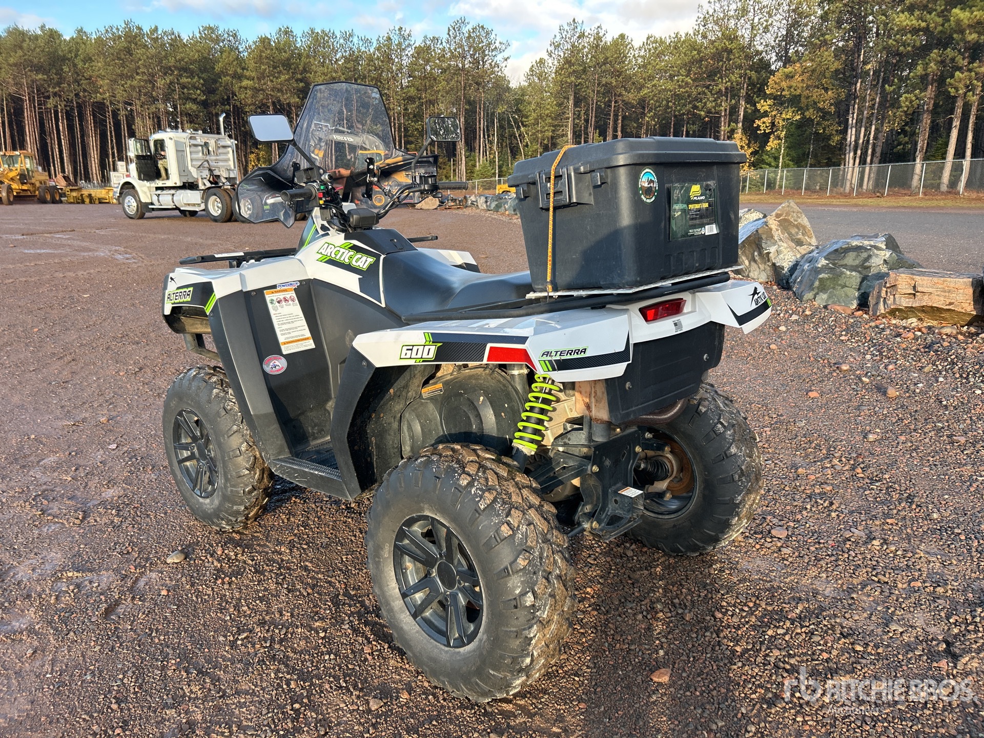 General Appearance with Picture, Left Rear Corner