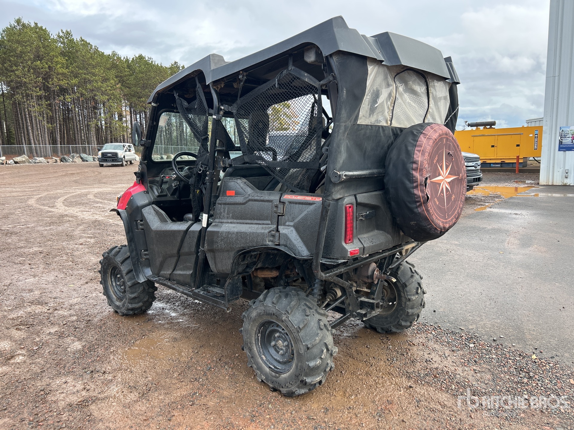 Aspect général with Image, coin arrière gauche