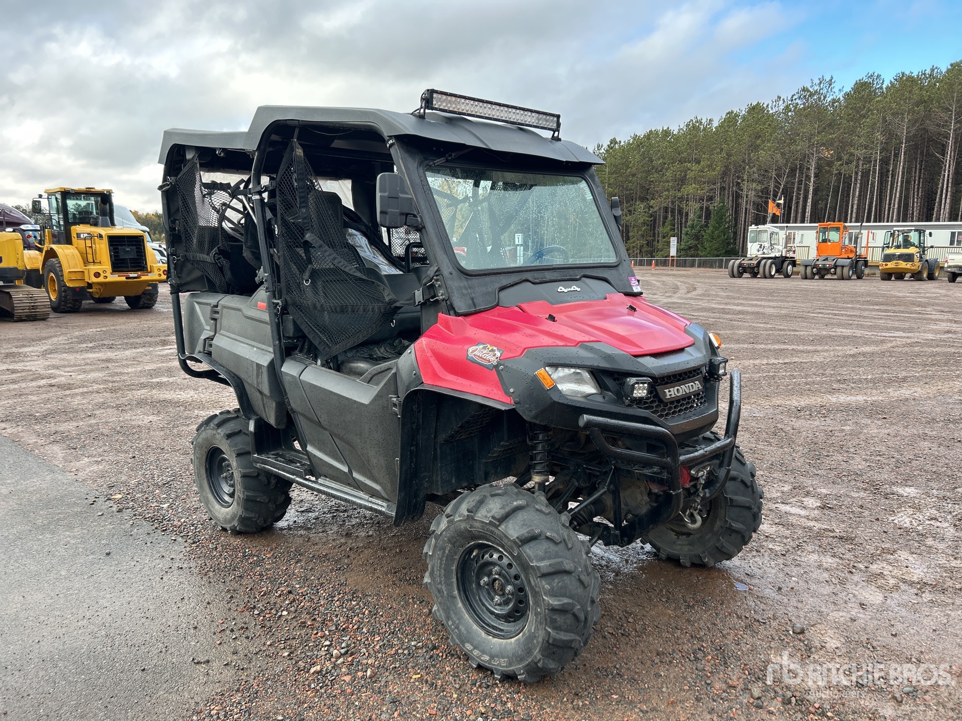 Aspect général with Image, coin avant droit