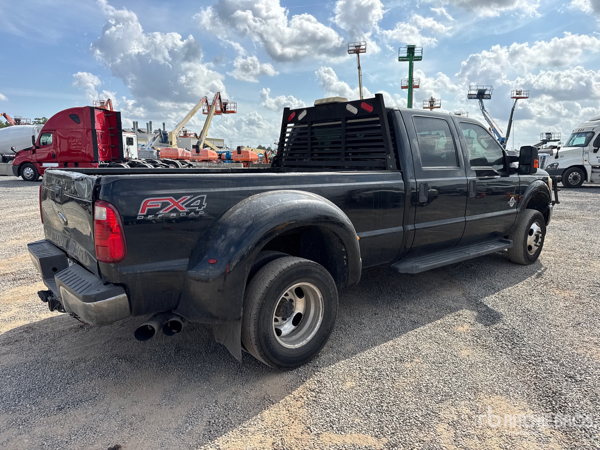 General Appearance with Picture, Right Rear Corner