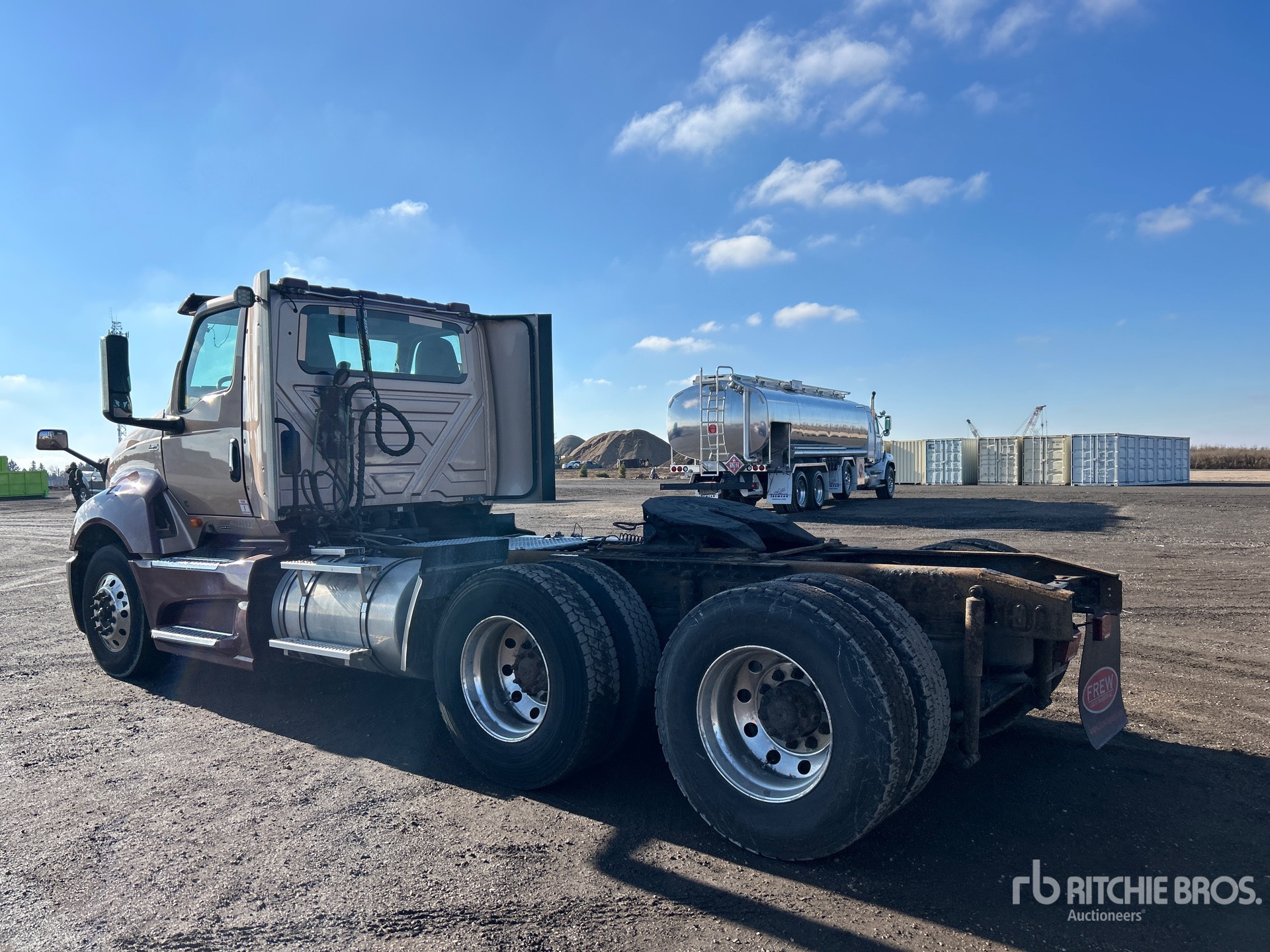 General Appearance with Imagen: esquina trasera izquierda