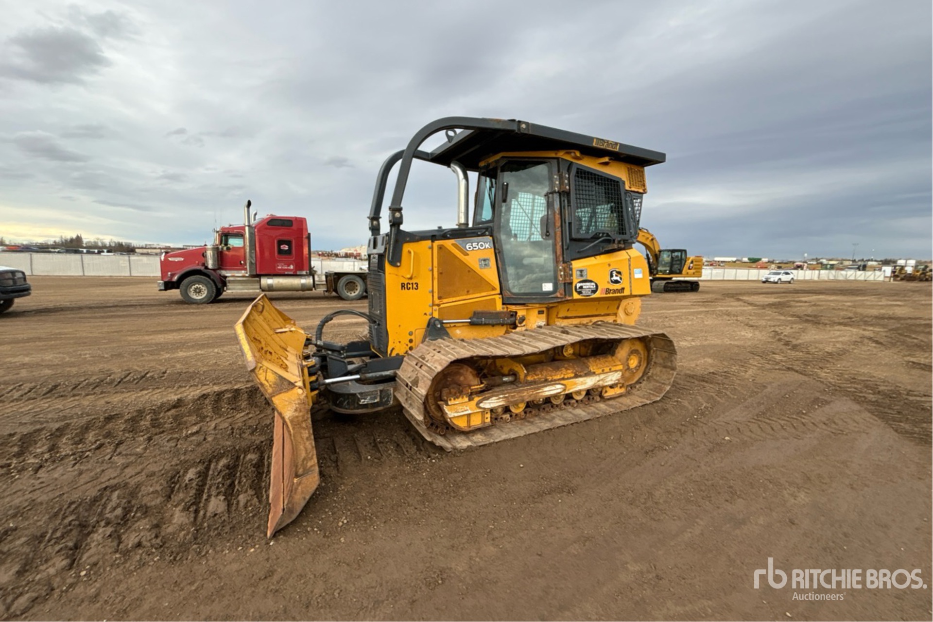 General Appearance with Picture, Left Front Corner