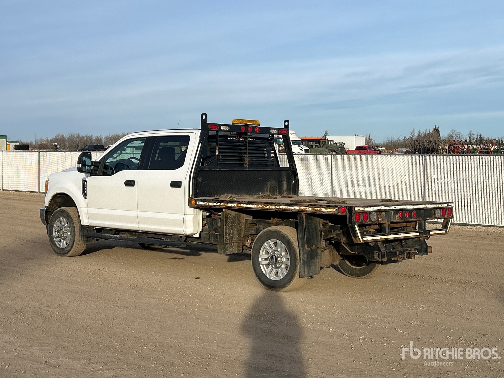 General Appearance with Imagen: esquina trasera izquierda