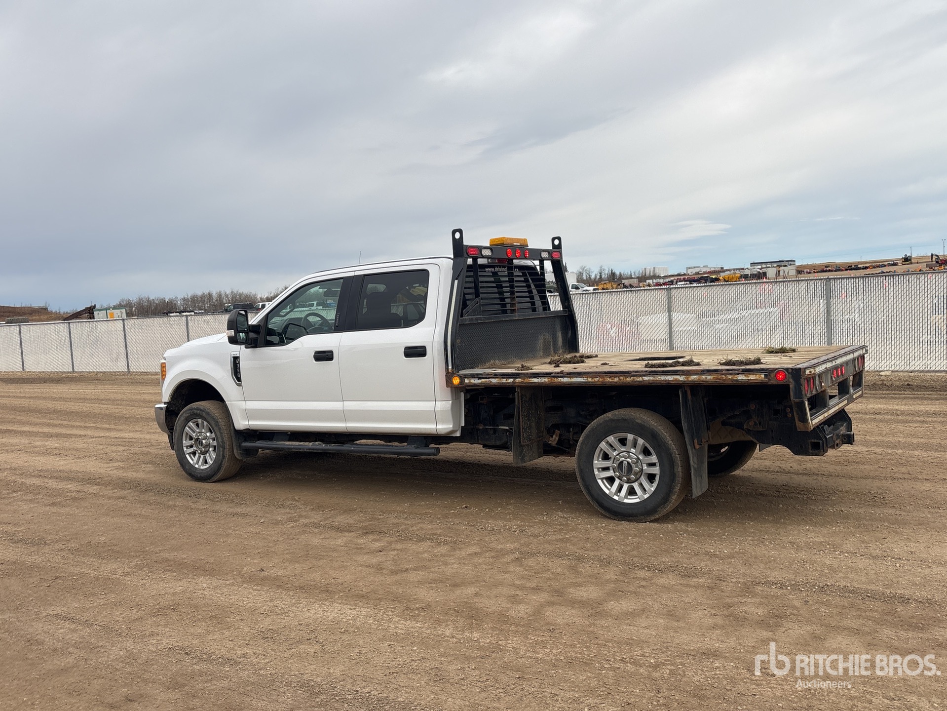 General Appearance with Zdjęcie, lewy dolny róg