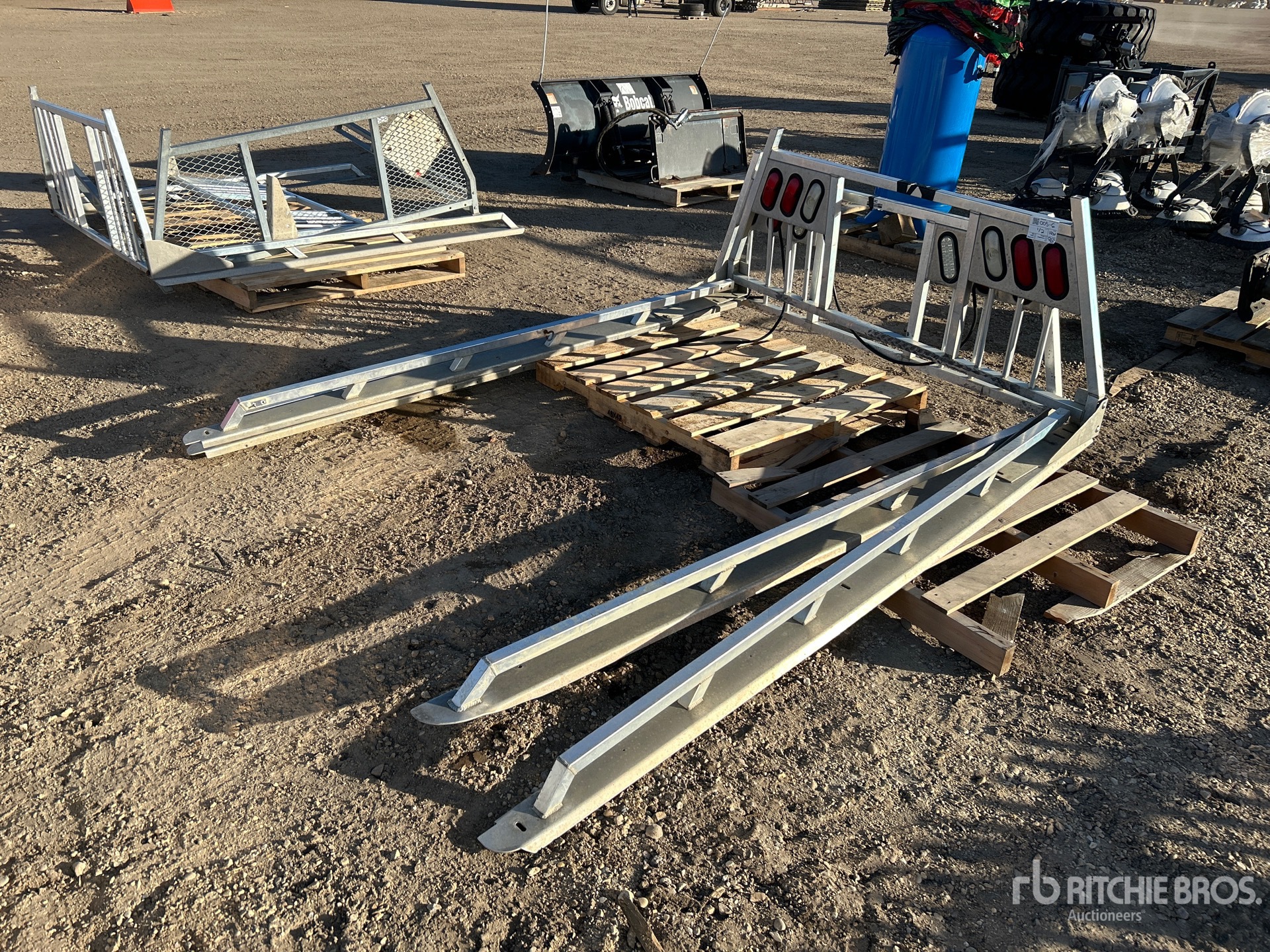 General Appearance with Zdjęcie, lewy dolny róg