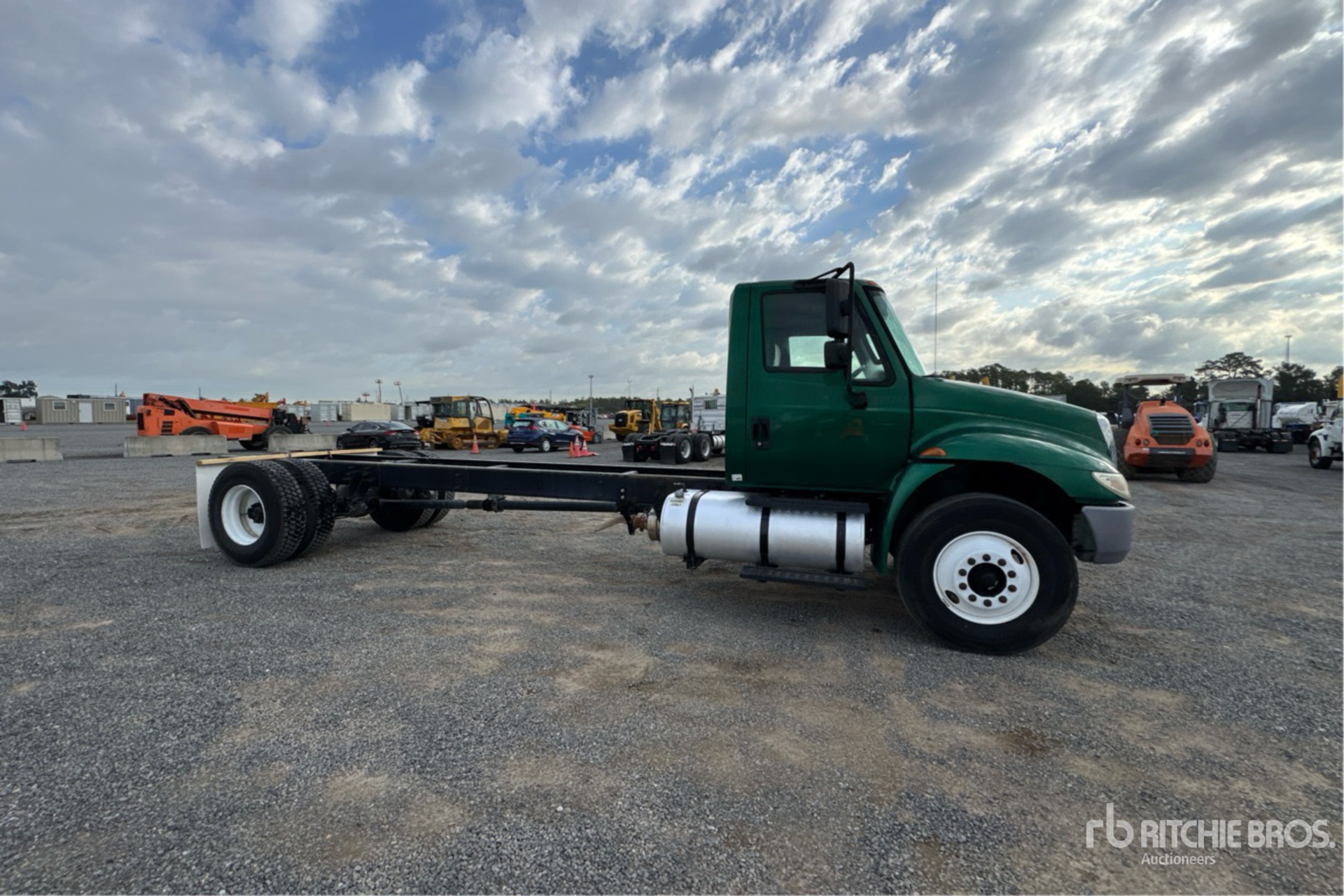 General Appearance with Imagen: esquina delantera derecha