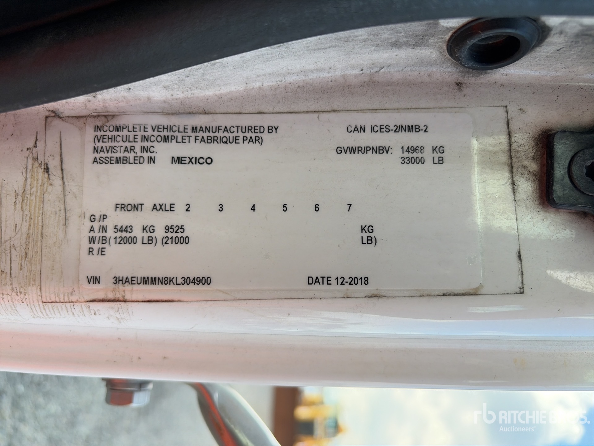 General Appearance with Serial Number / VIN