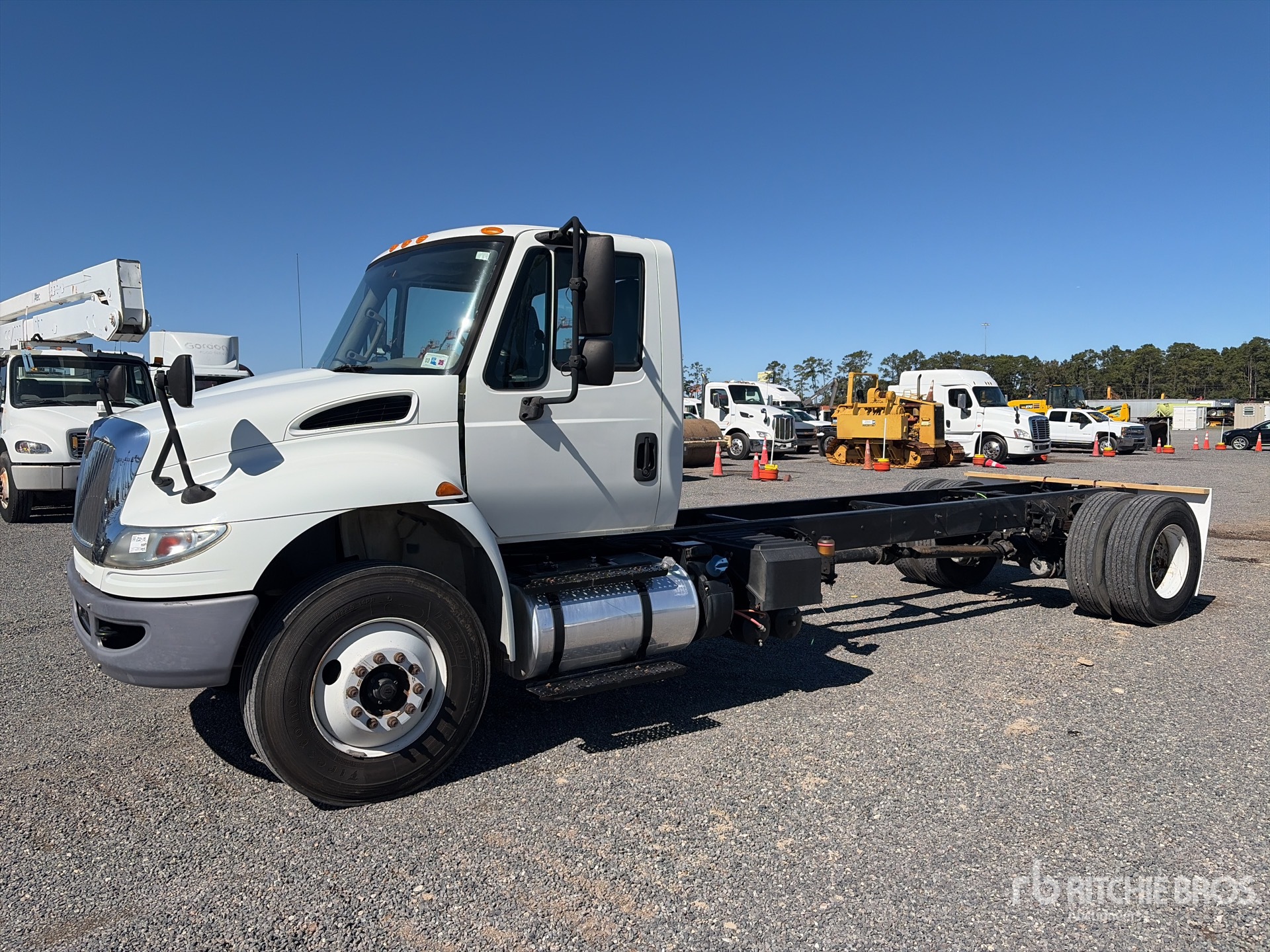 Aspect général with Image, coin avant gauche