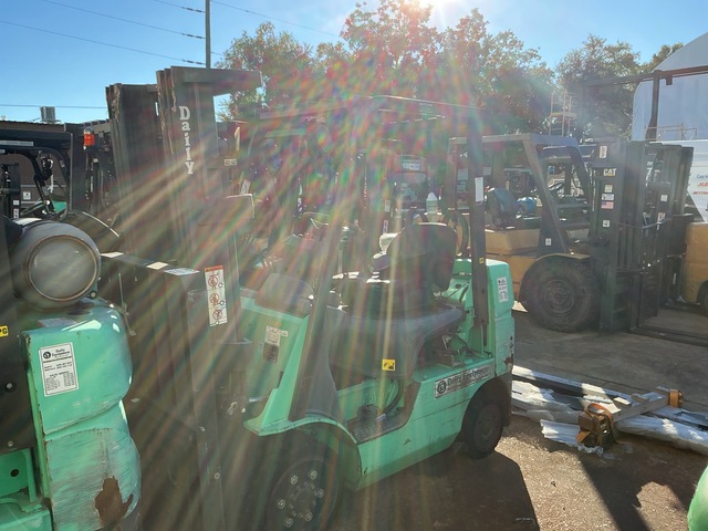 2016 Mitsubishi FG25N4-LE 4750 lb Cushion Tire Forklift